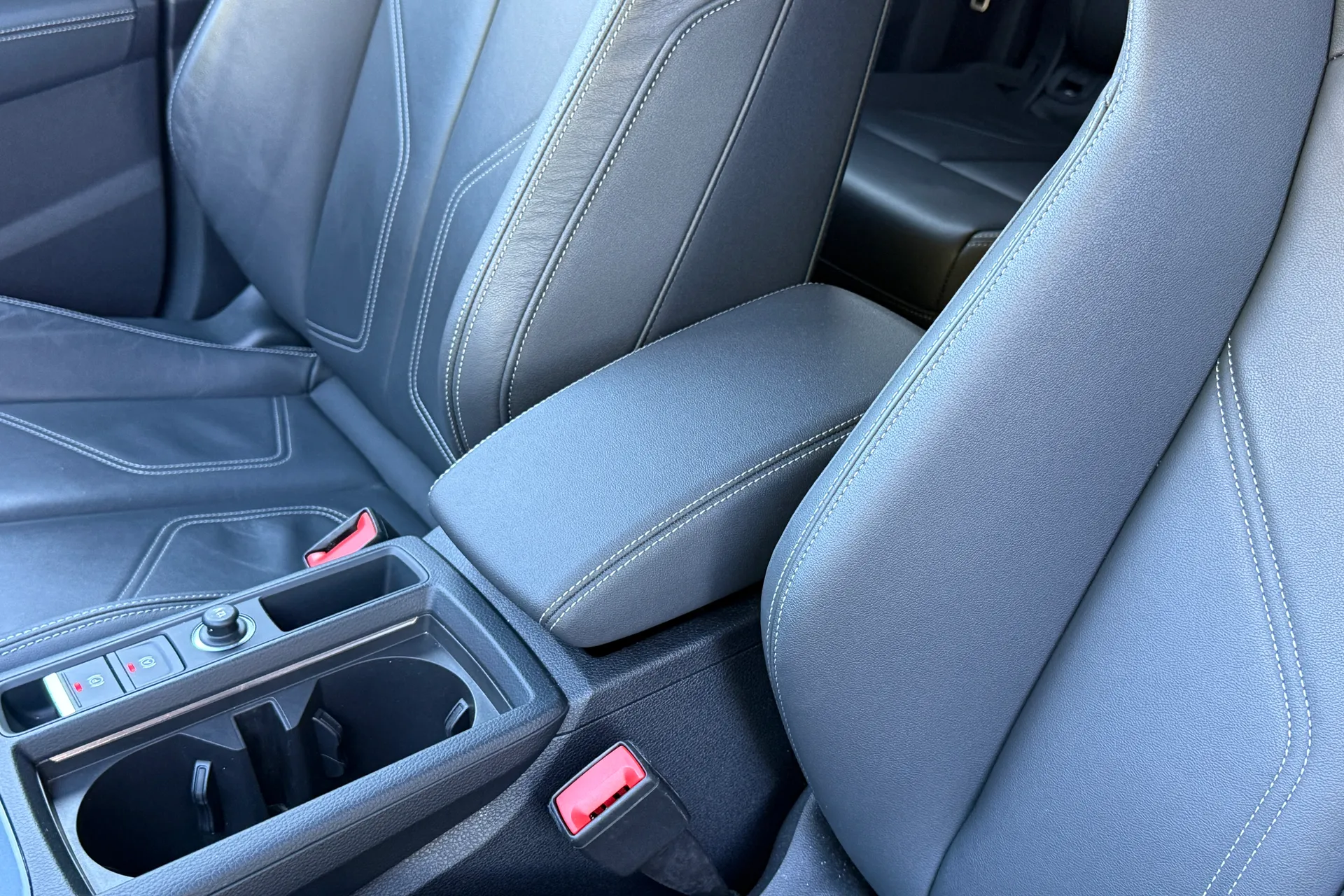 Audi Q3 thumbnail image number 35