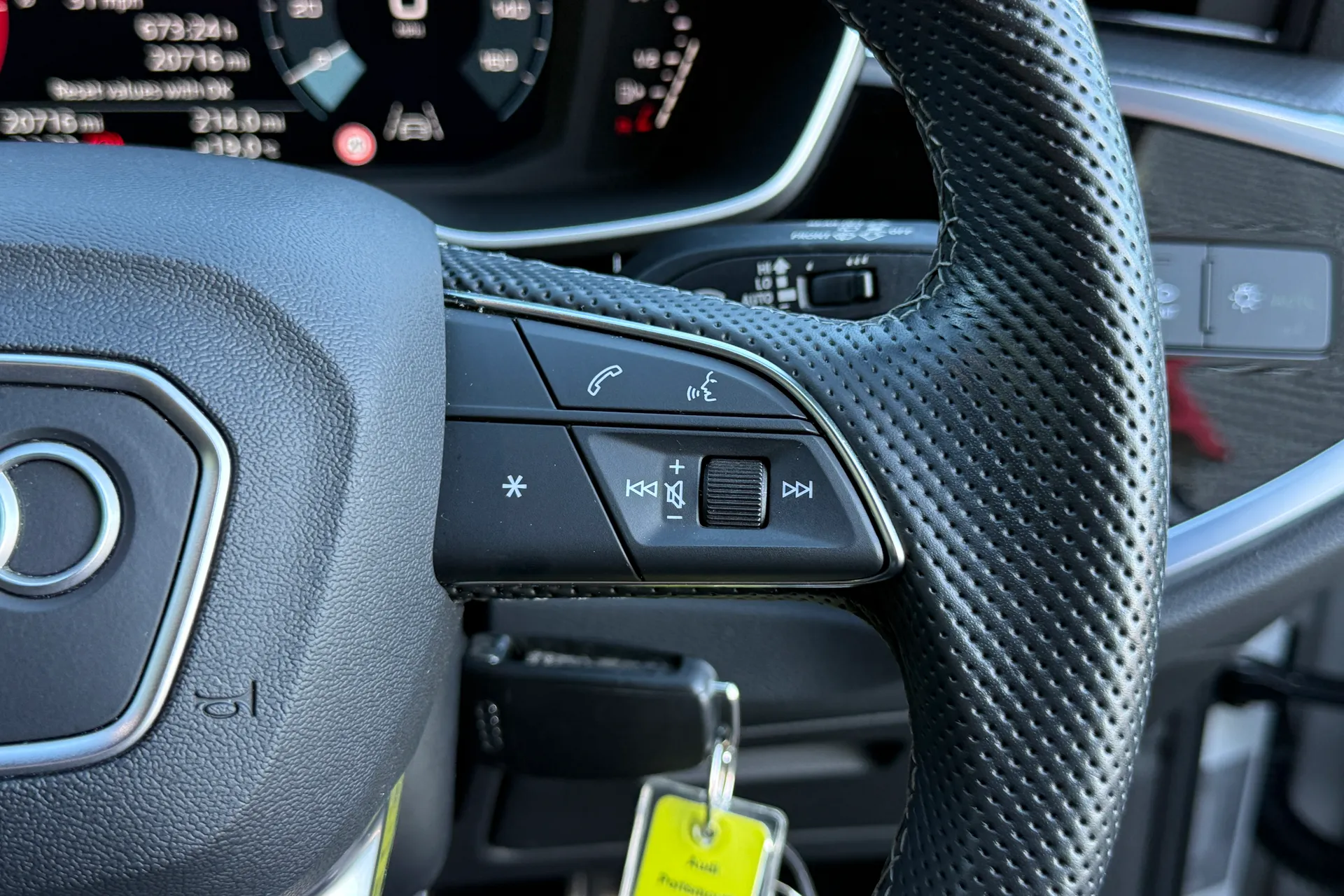 Audi Q3 thumbnail image number 49