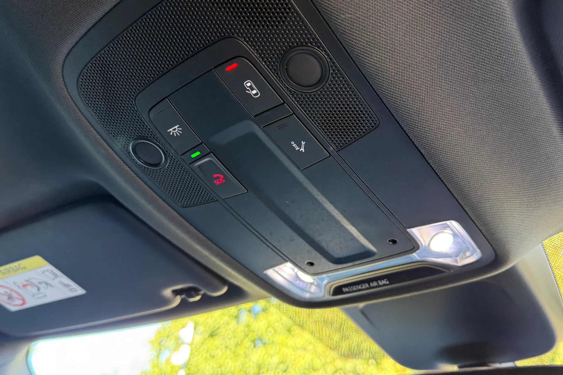 Audi Q3 thumbnail image number 48