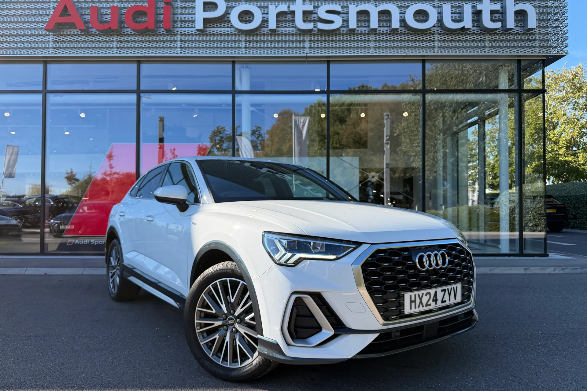 Audi Q3 focused image
