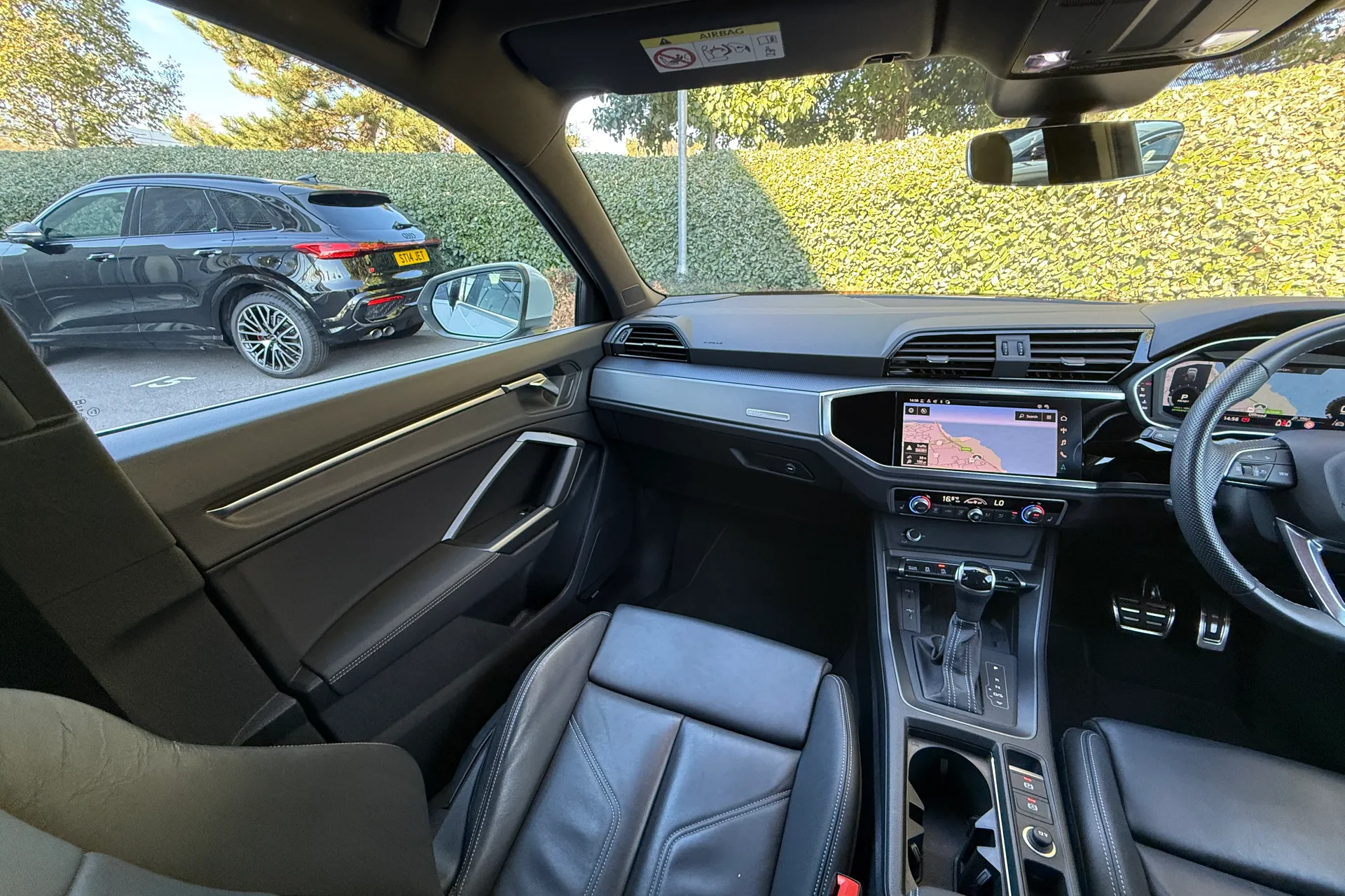 Audi Q3 thumbnail image number 51