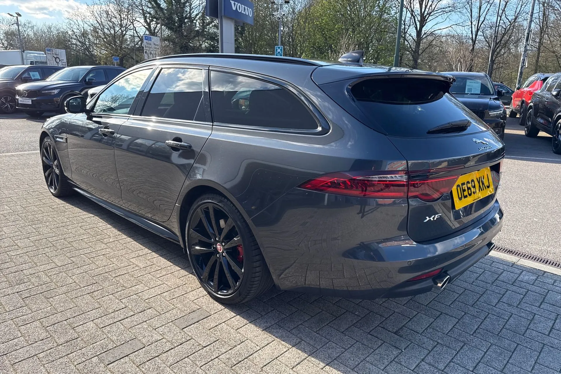 Jaguar XF thumbnail image number 10