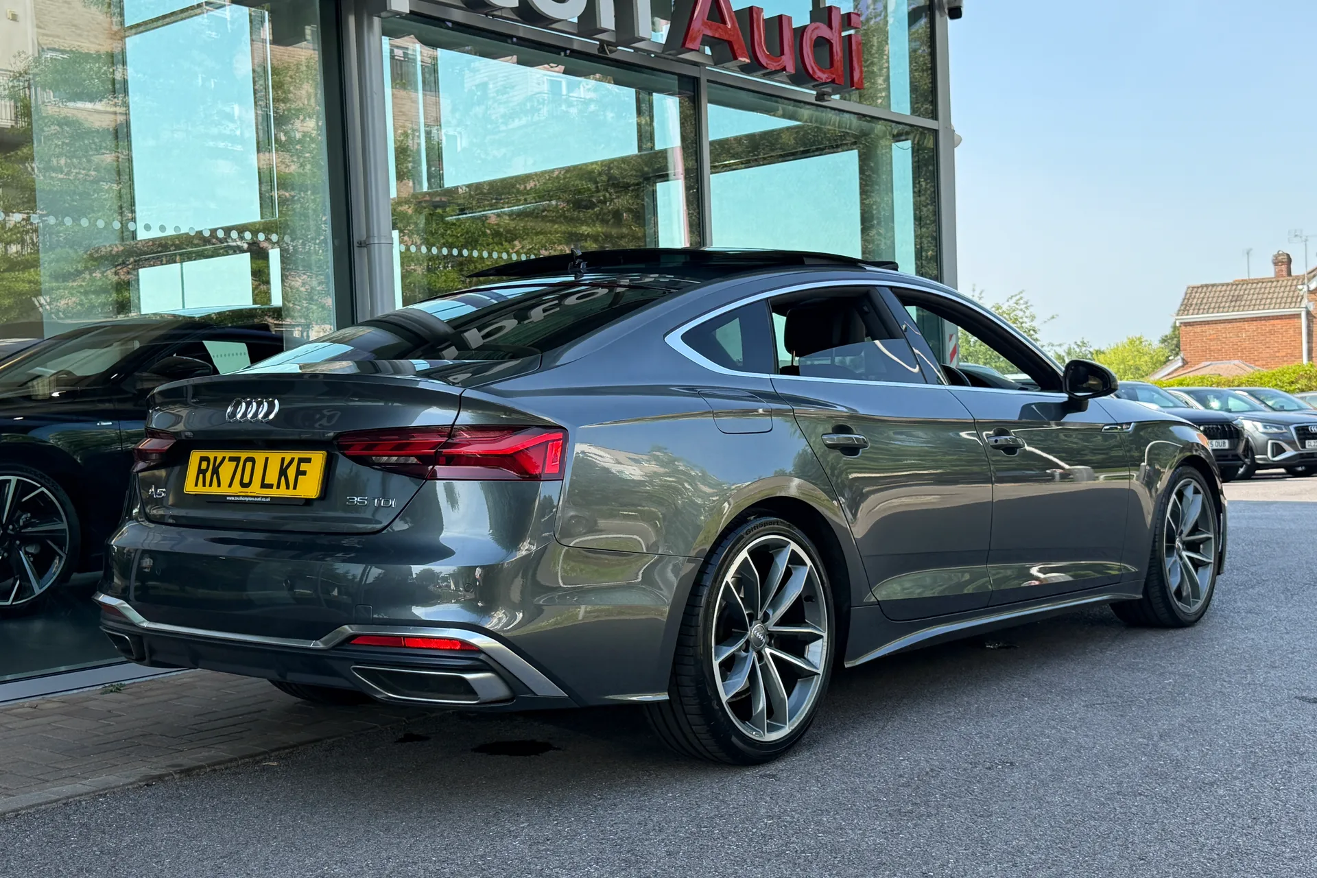 Audi A5 thumbnail image number 63