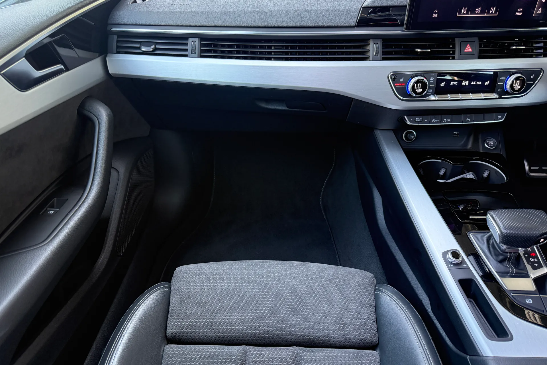 Audi A5 thumbnail image number 39