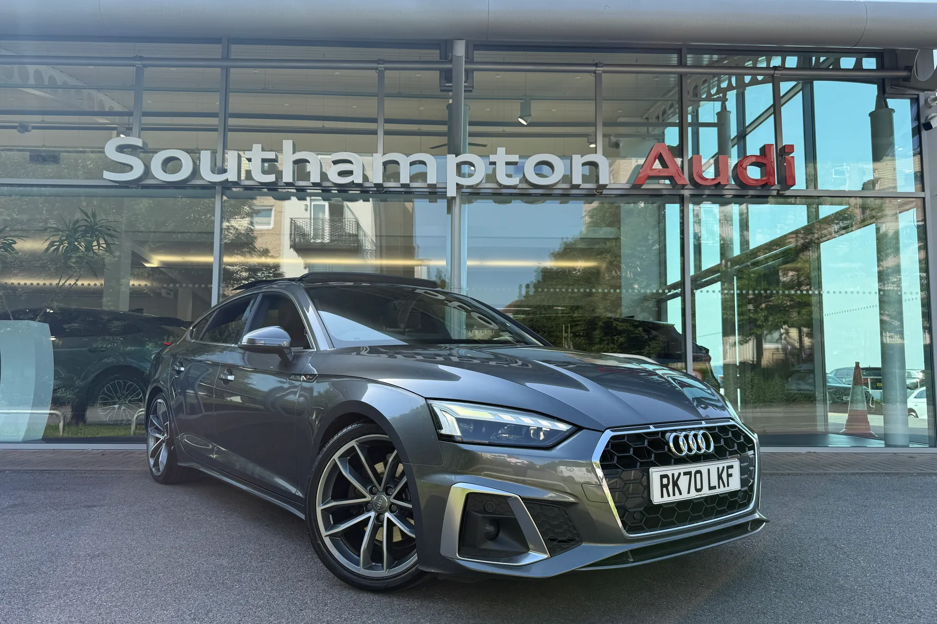 Audi A5 thumbnail image number 65