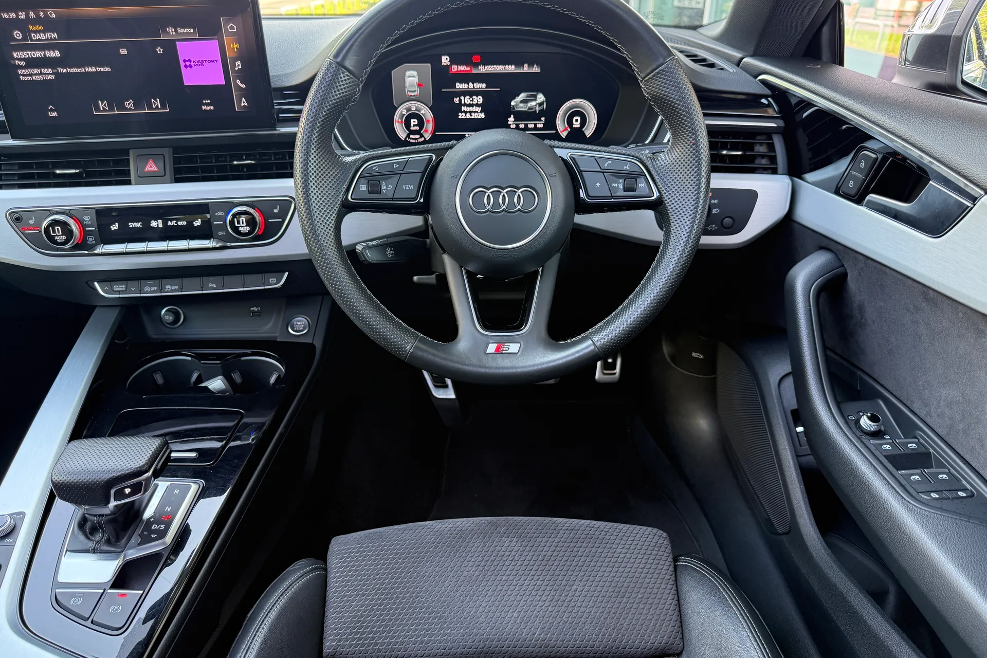 Audi A5 thumbnail image number 40