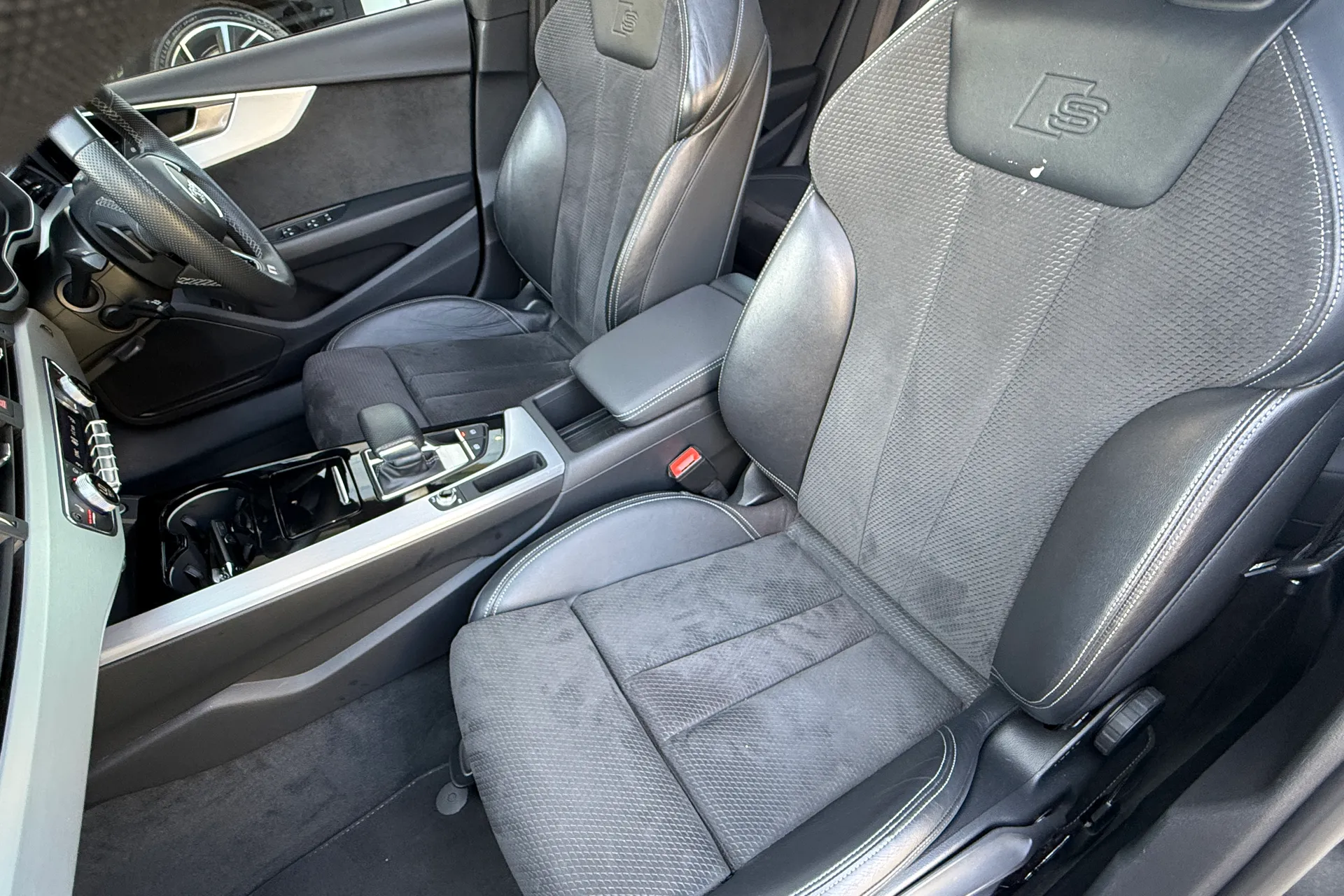 Audi A5 thumbnail image number 56