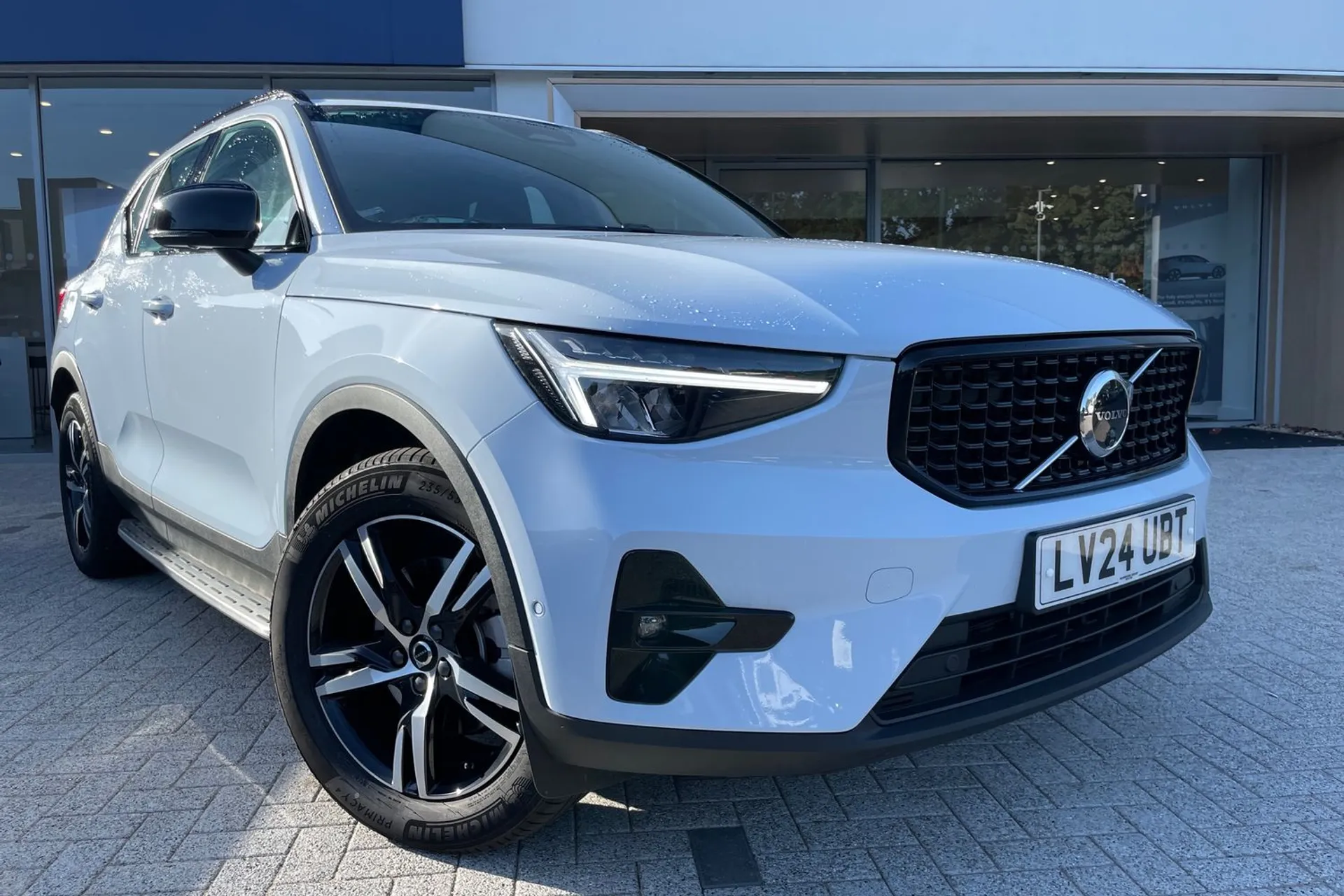 Volvo XC40 thumbnail image number 5