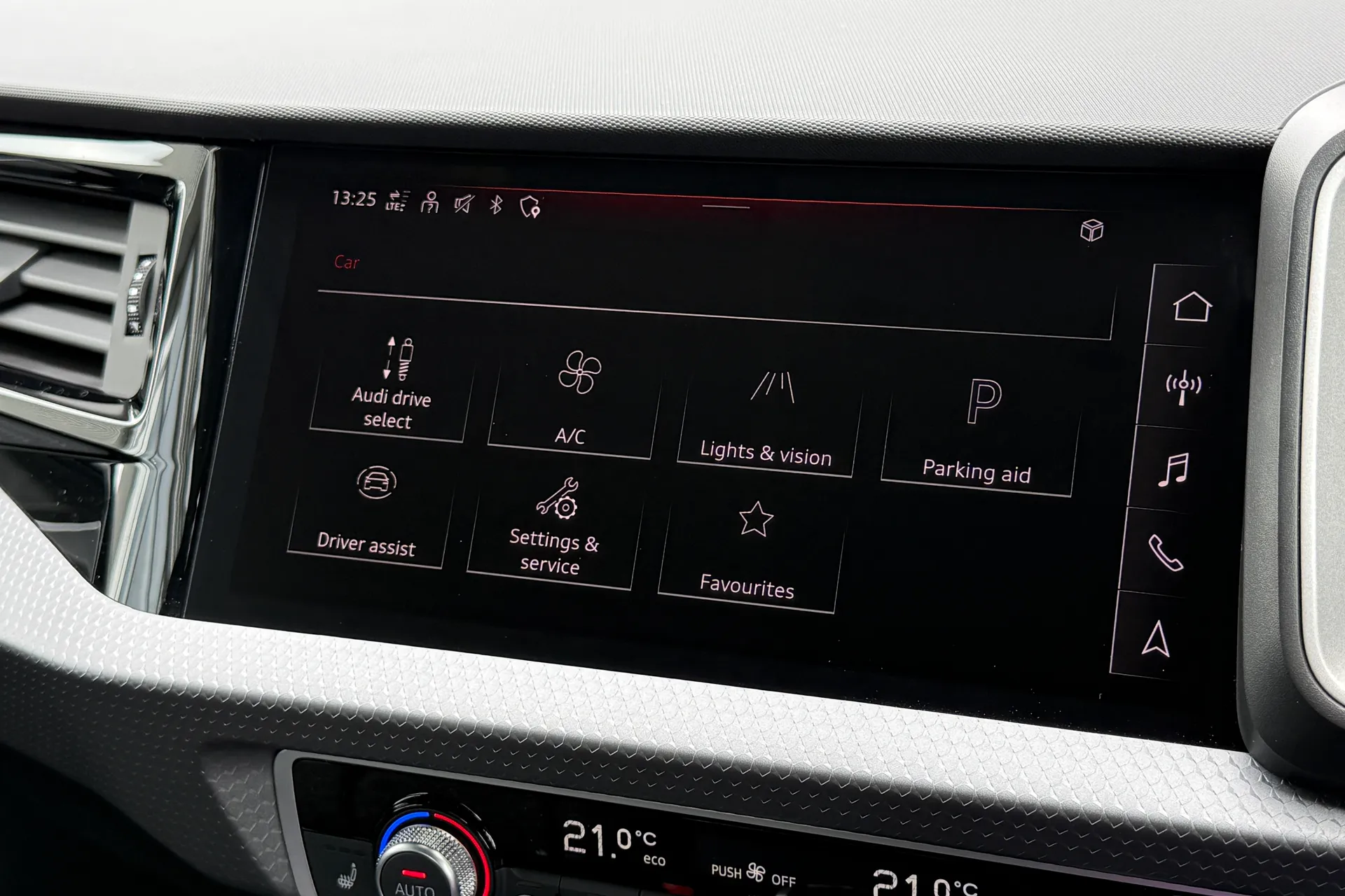 Audi A1 thumbnail image number 26