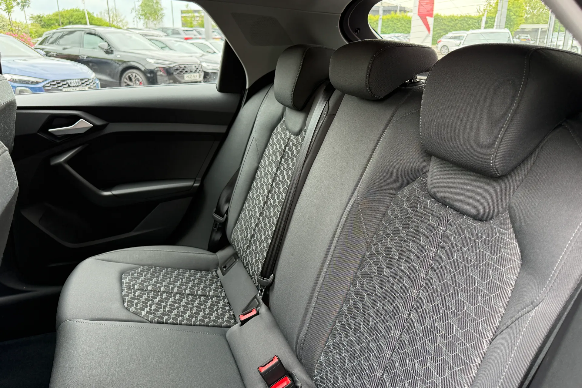 Audi A1 thumbnail image number 42