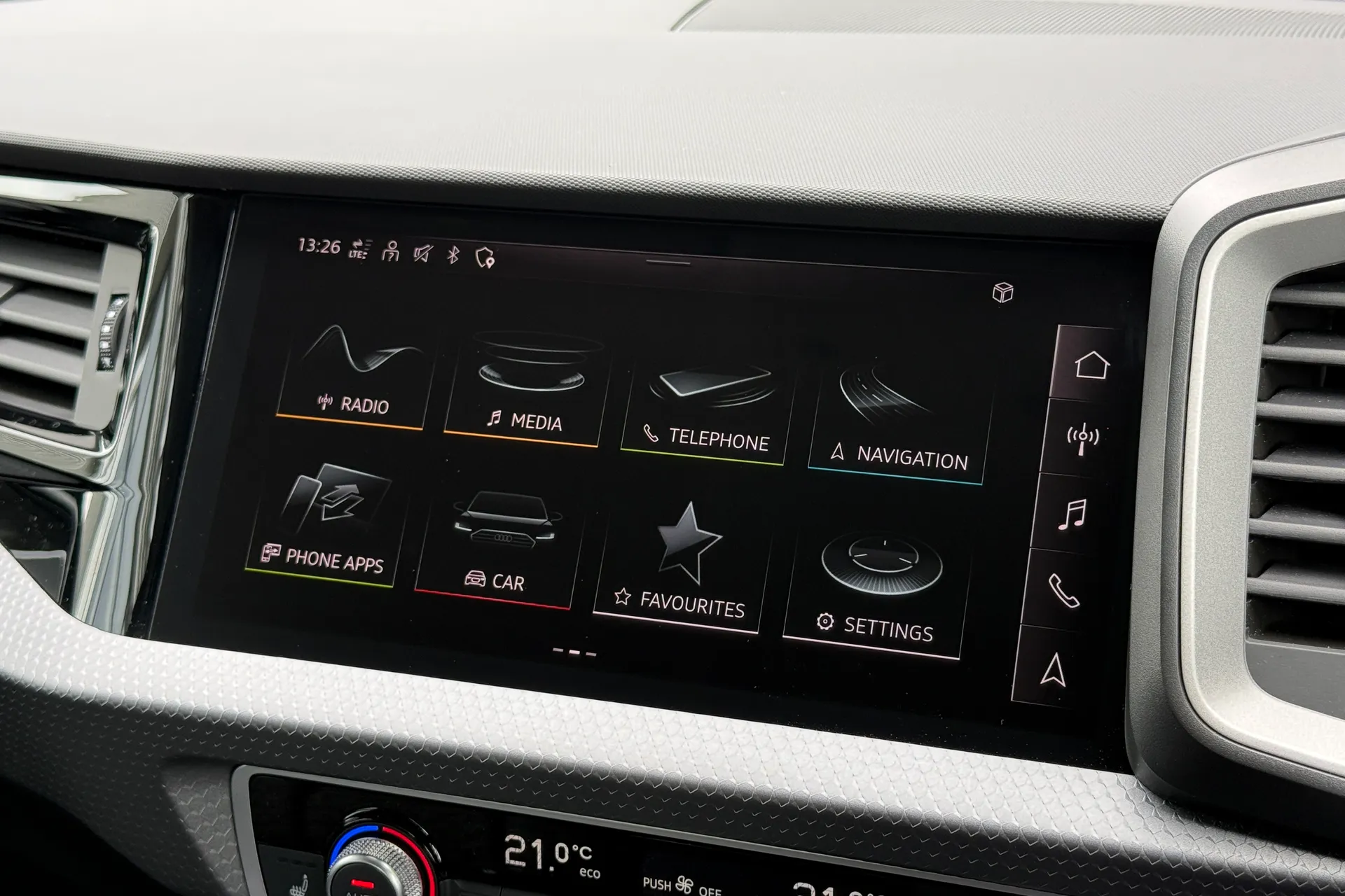 Audi A1 thumbnail image number 17