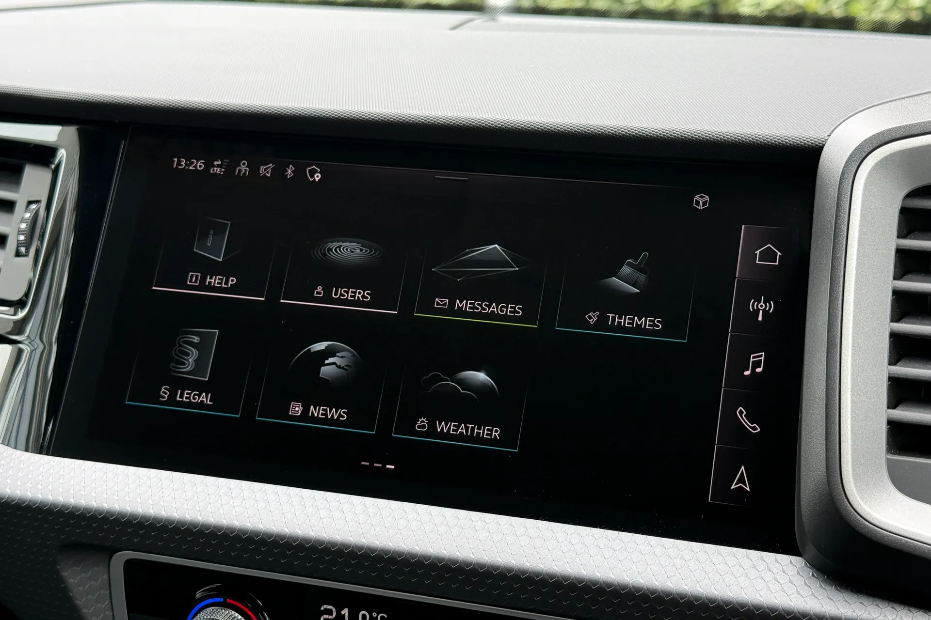 Audi A1 thumbnail image number 31