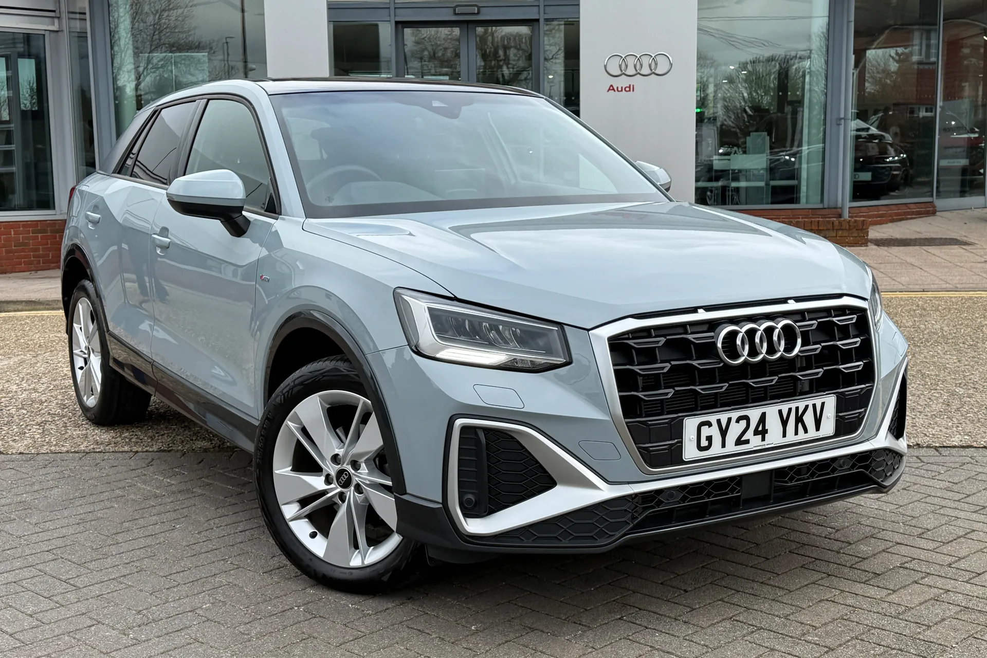 Audi Q2 thumbnail image number 23