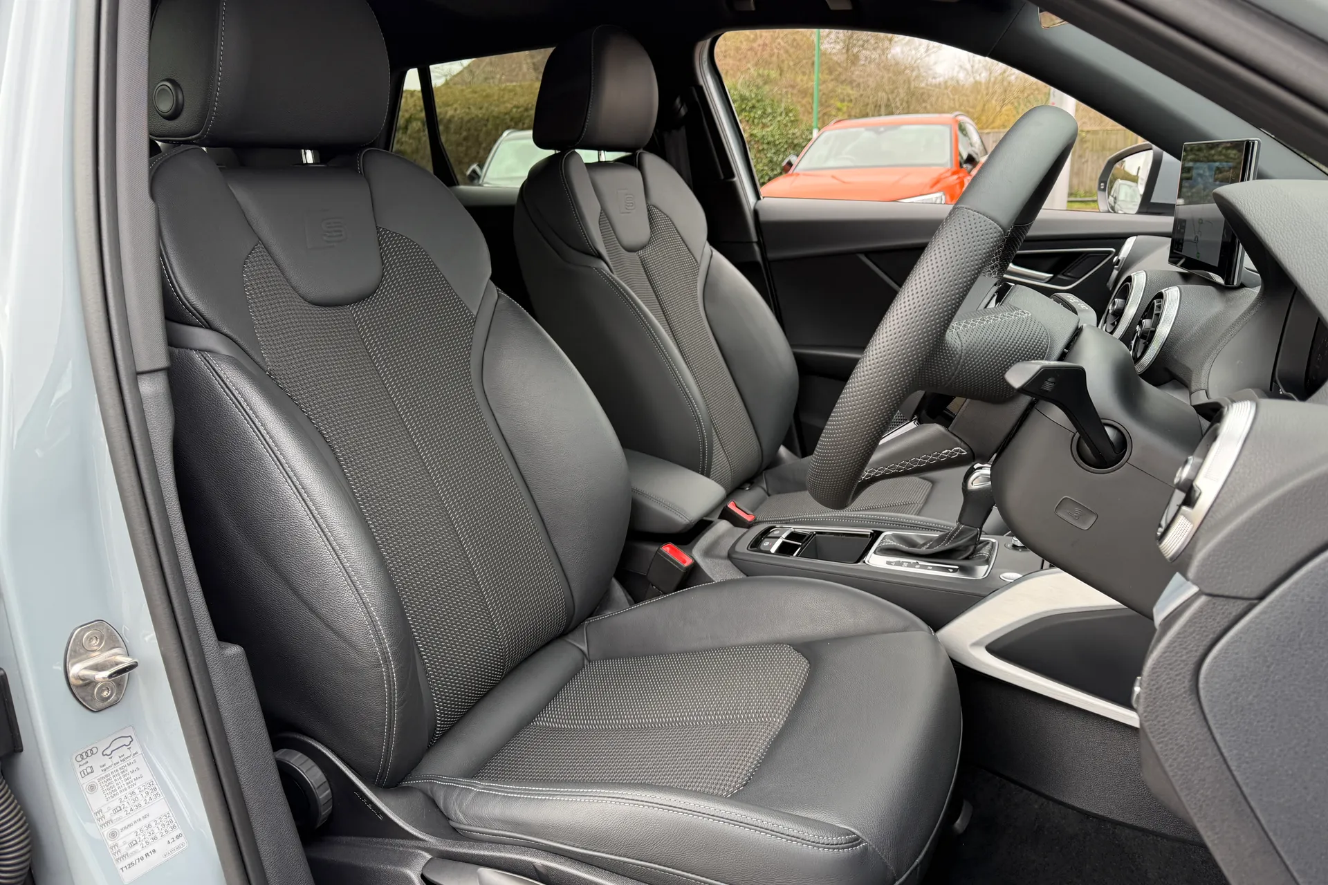 Audi Q2 thumbnail image number 26