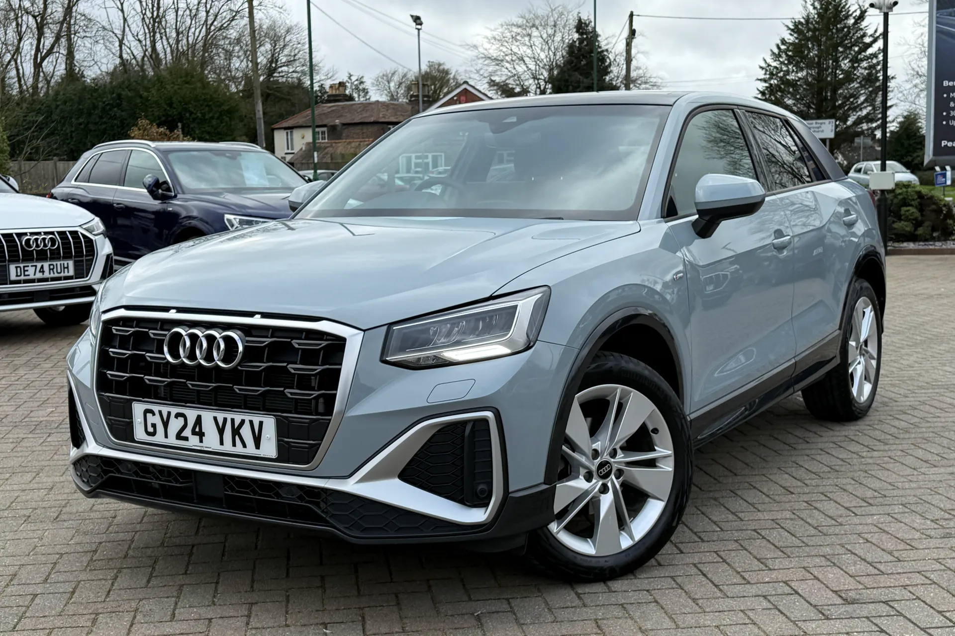 Audi Q2 thumbnail image number 25