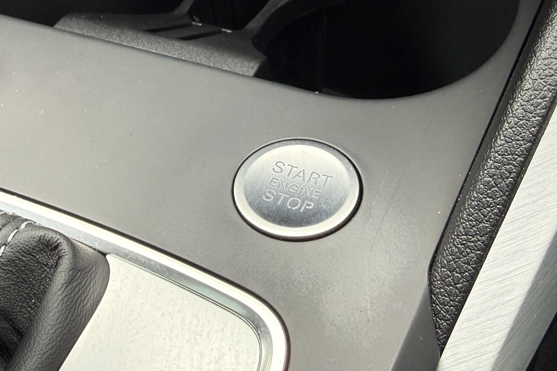 Audi Q2 thumbnail image number 43