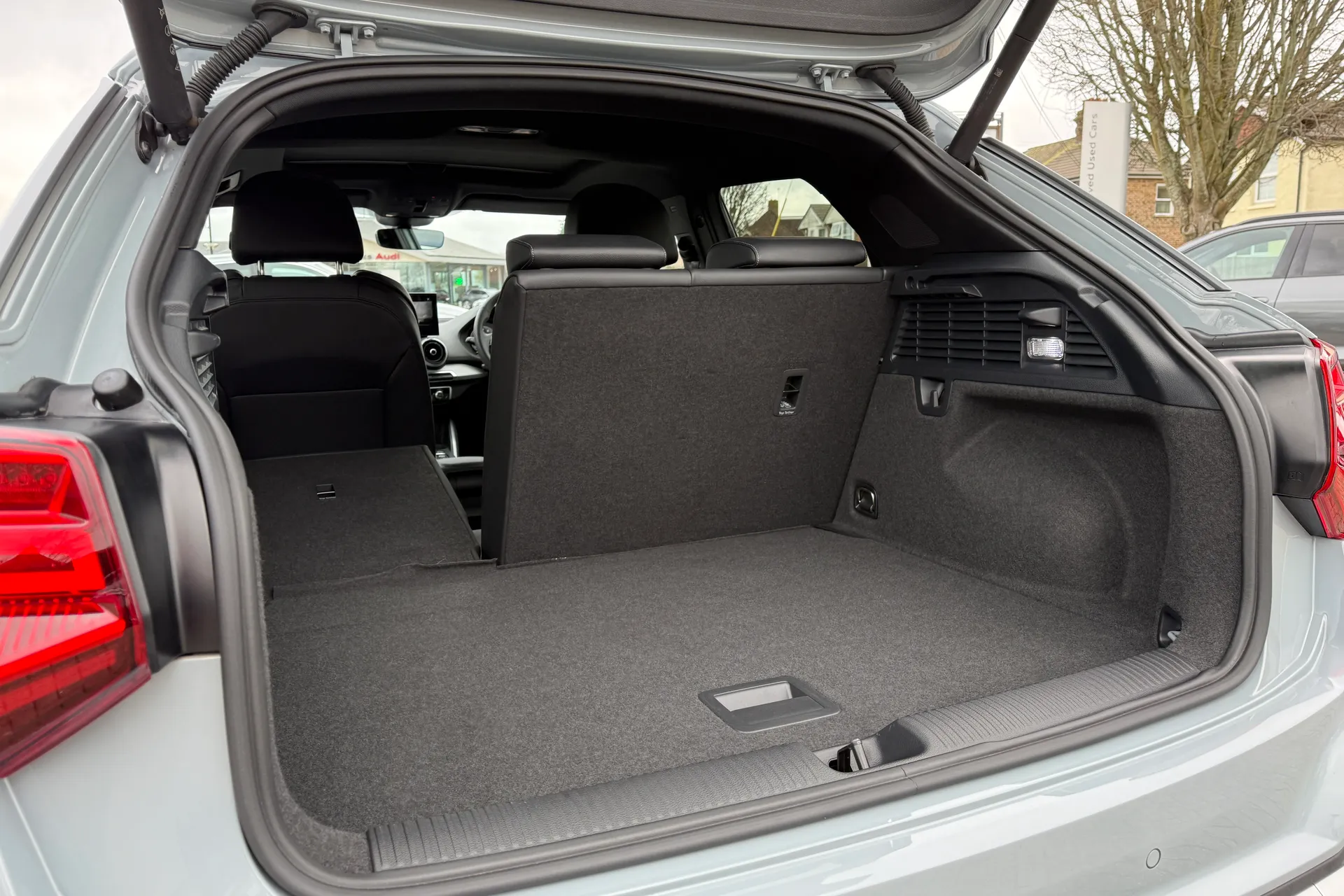 Audi Q2 thumbnail image number 39