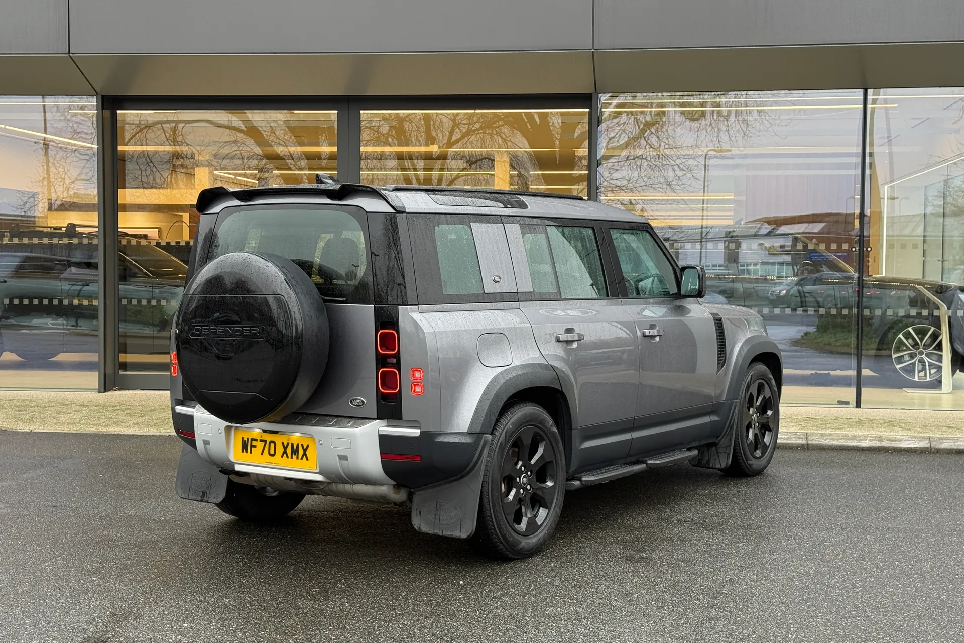 LAND ROVER DEFENDER thumbnail image number 7