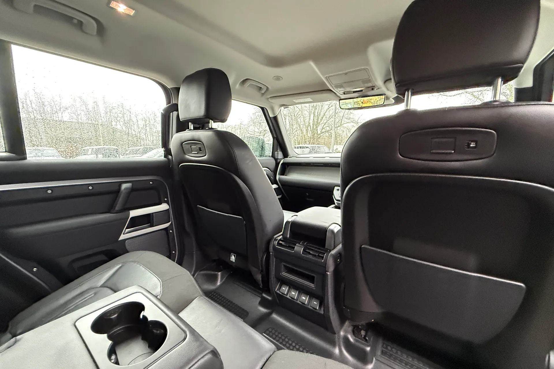 LAND ROVER DEFENDER thumbnail image number 40