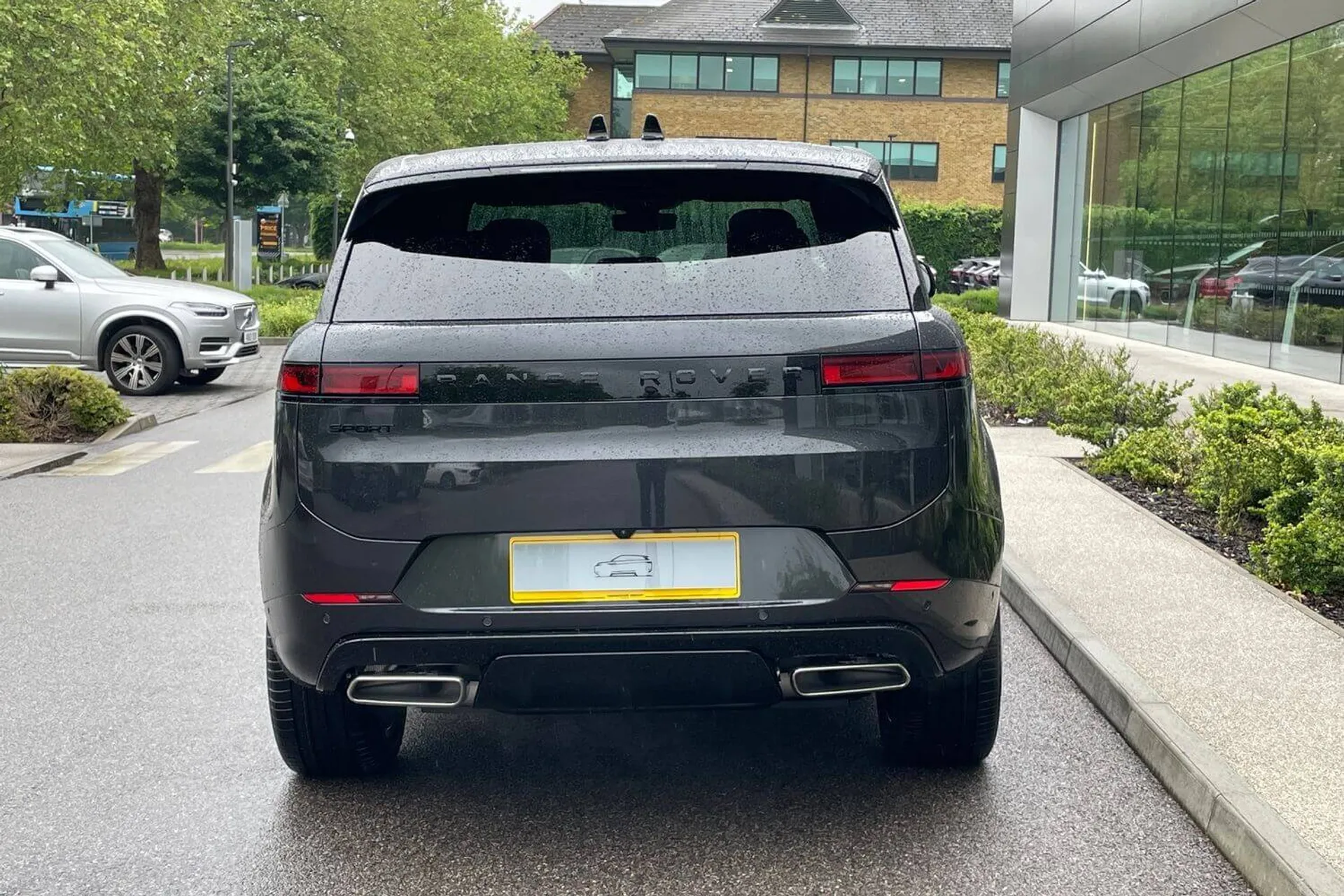 LAND ROVER RANGE ROVER SPORT thumbnail image number 11