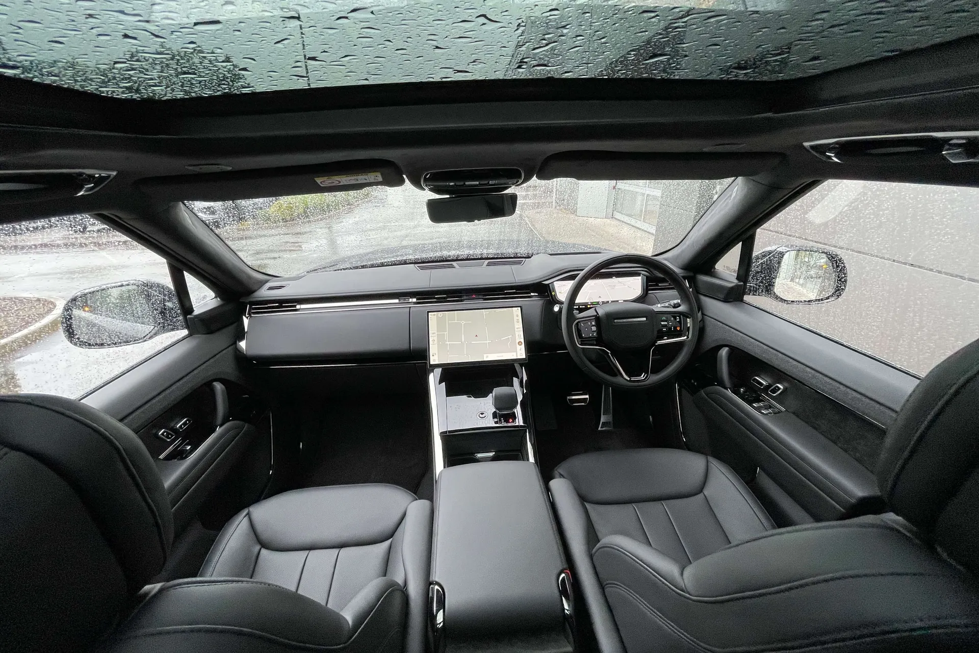 LAND ROVER RANGE ROVER SPORT thumbnail image number 3