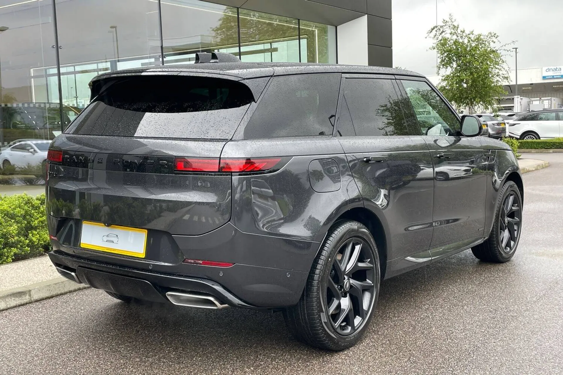 LAND ROVER RANGE ROVER SPORT thumbnail image number 10