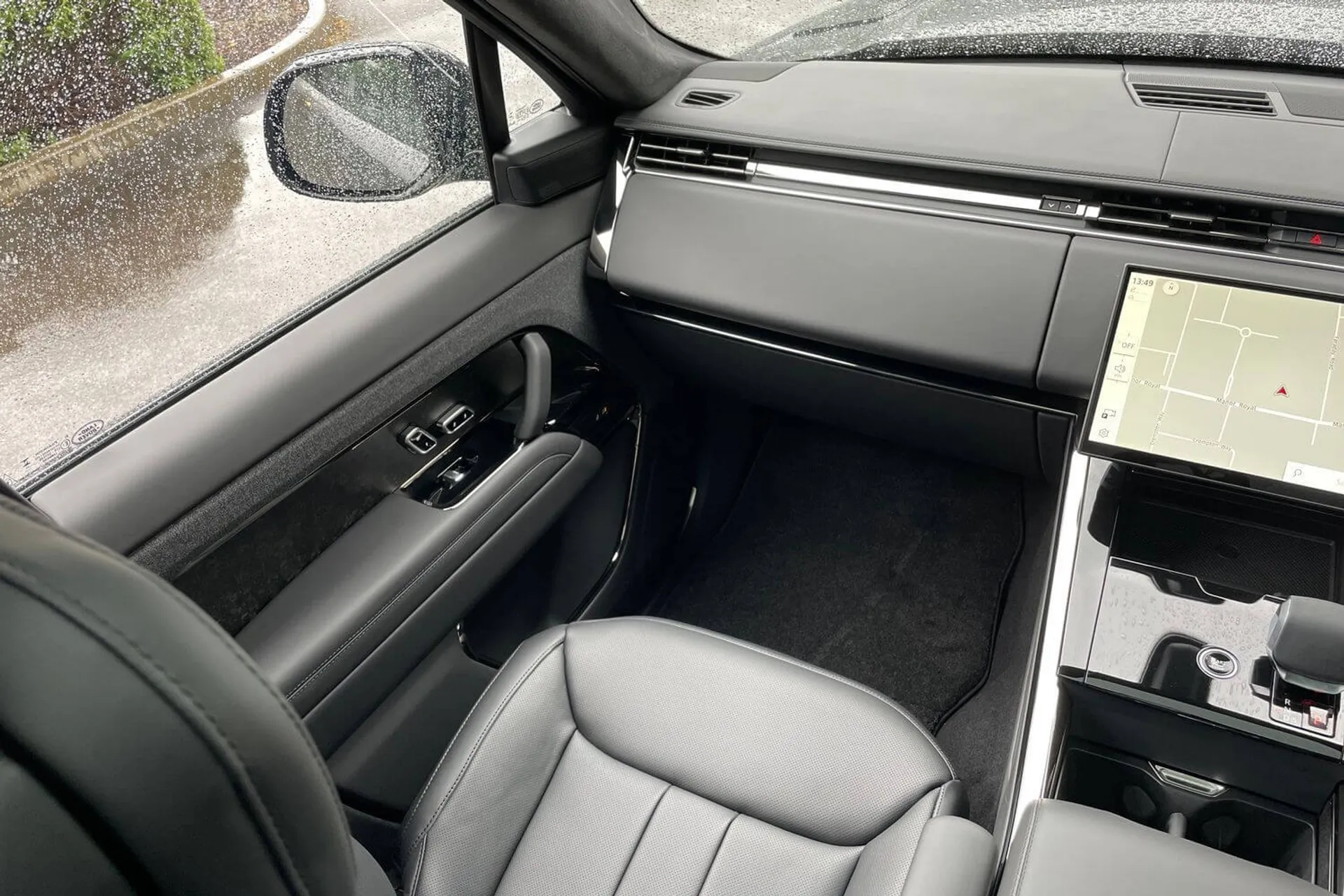 LAND ROVER RANGE ROVER SPORT thumbnail image number 15