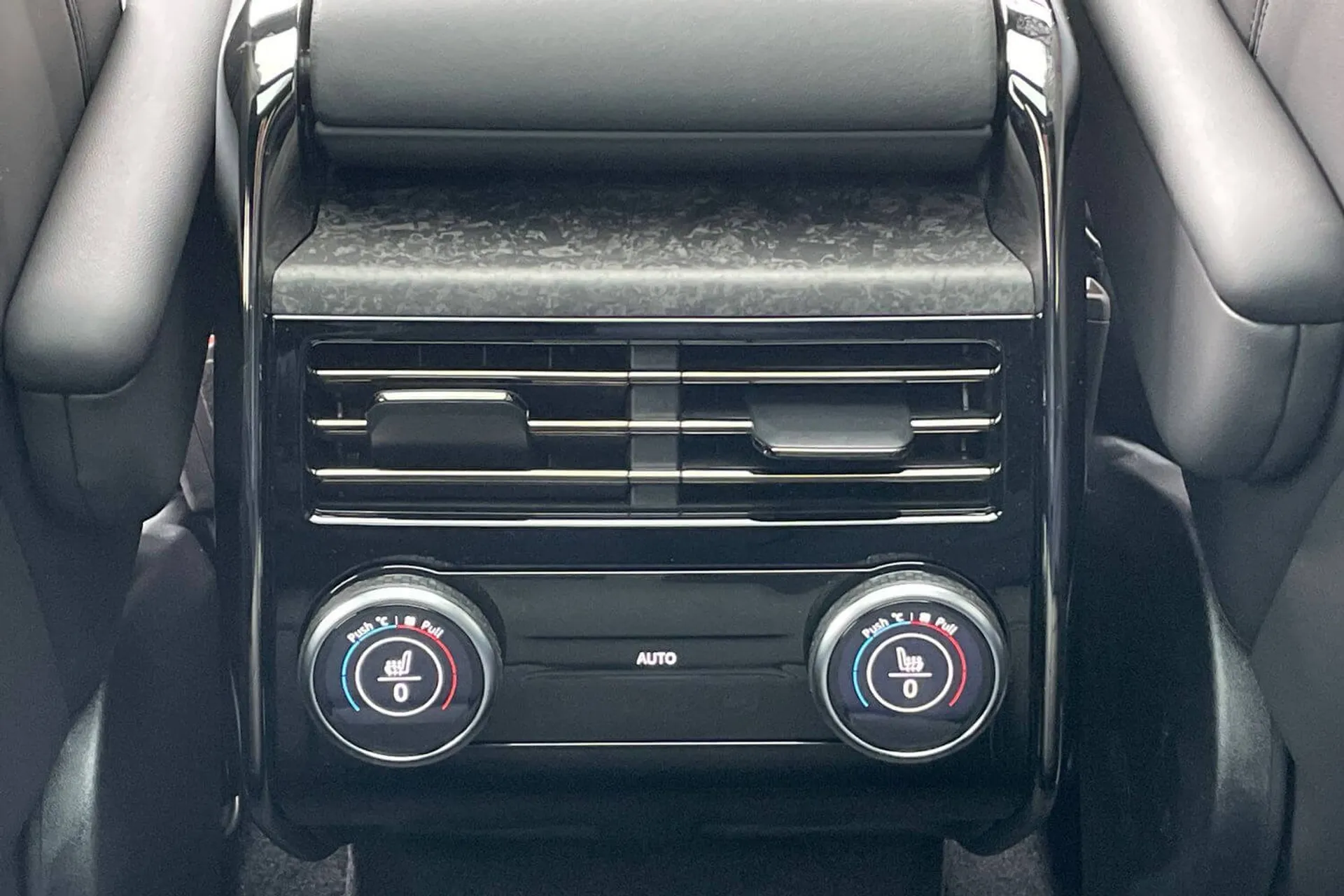 LAND ROVER RANGE ROVER SPORT thumbnail image number 56
