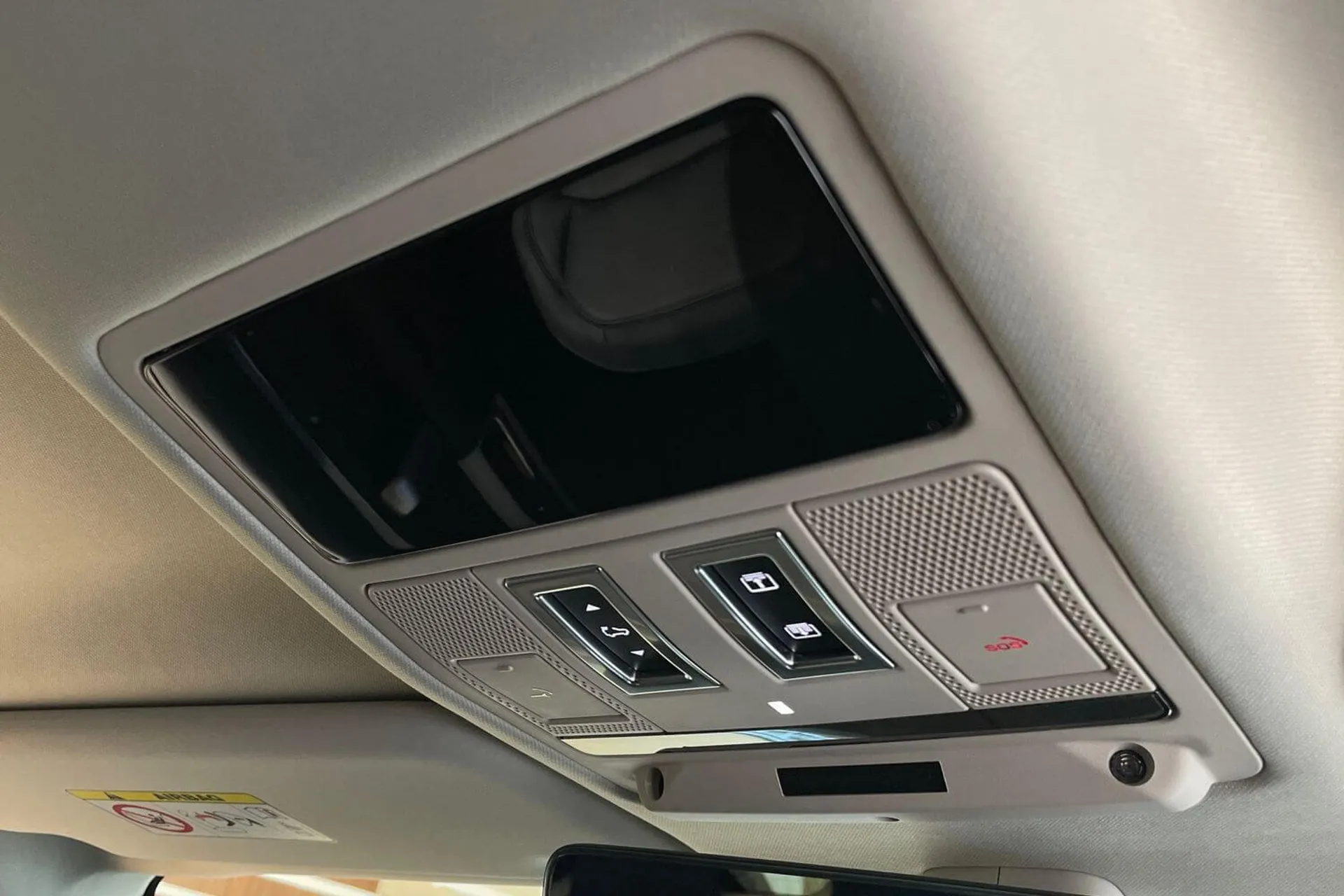 LAND ROVER Defender 110 thumbnail image number 48