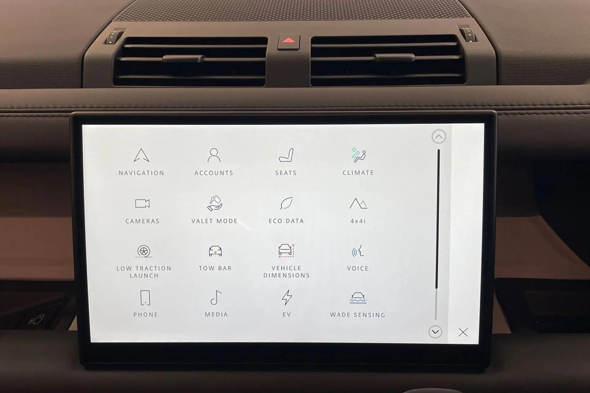 LAND ROVER Defender 110 thumbnail image number 36