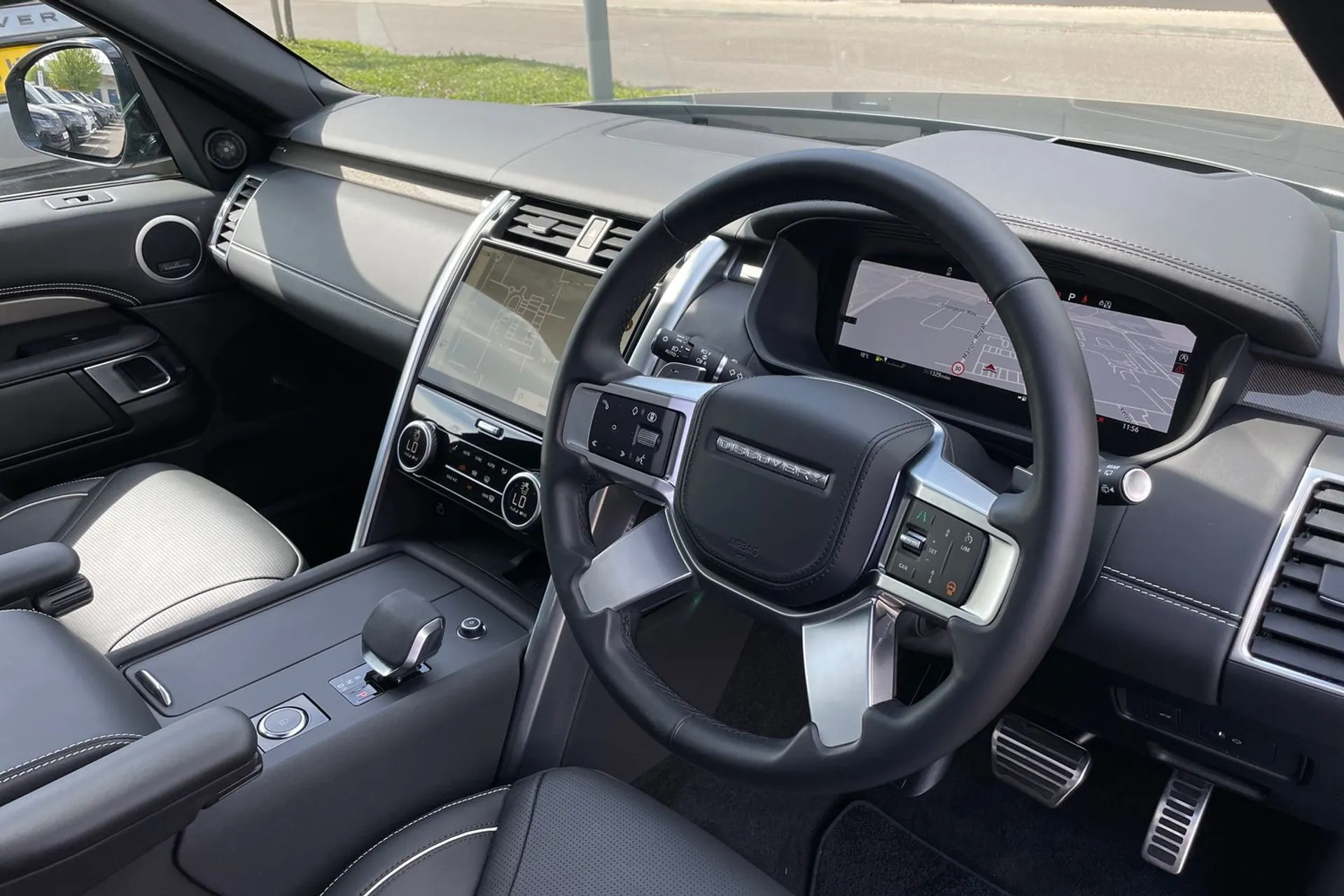 LAND ROVER DISCOVERY thumbnail image number 38