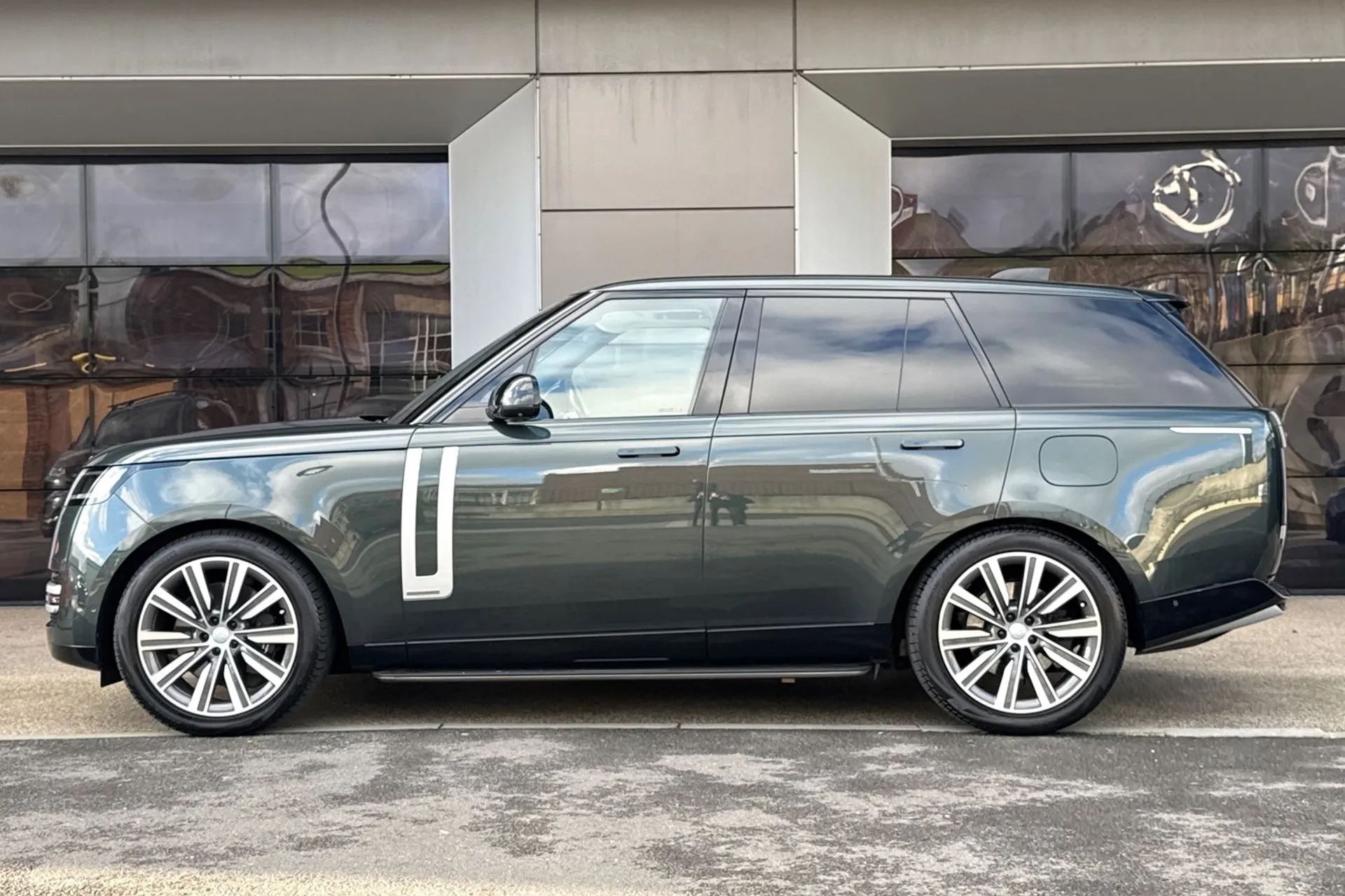 LAND ROVER RANGE ROVER thumbnail image number 7