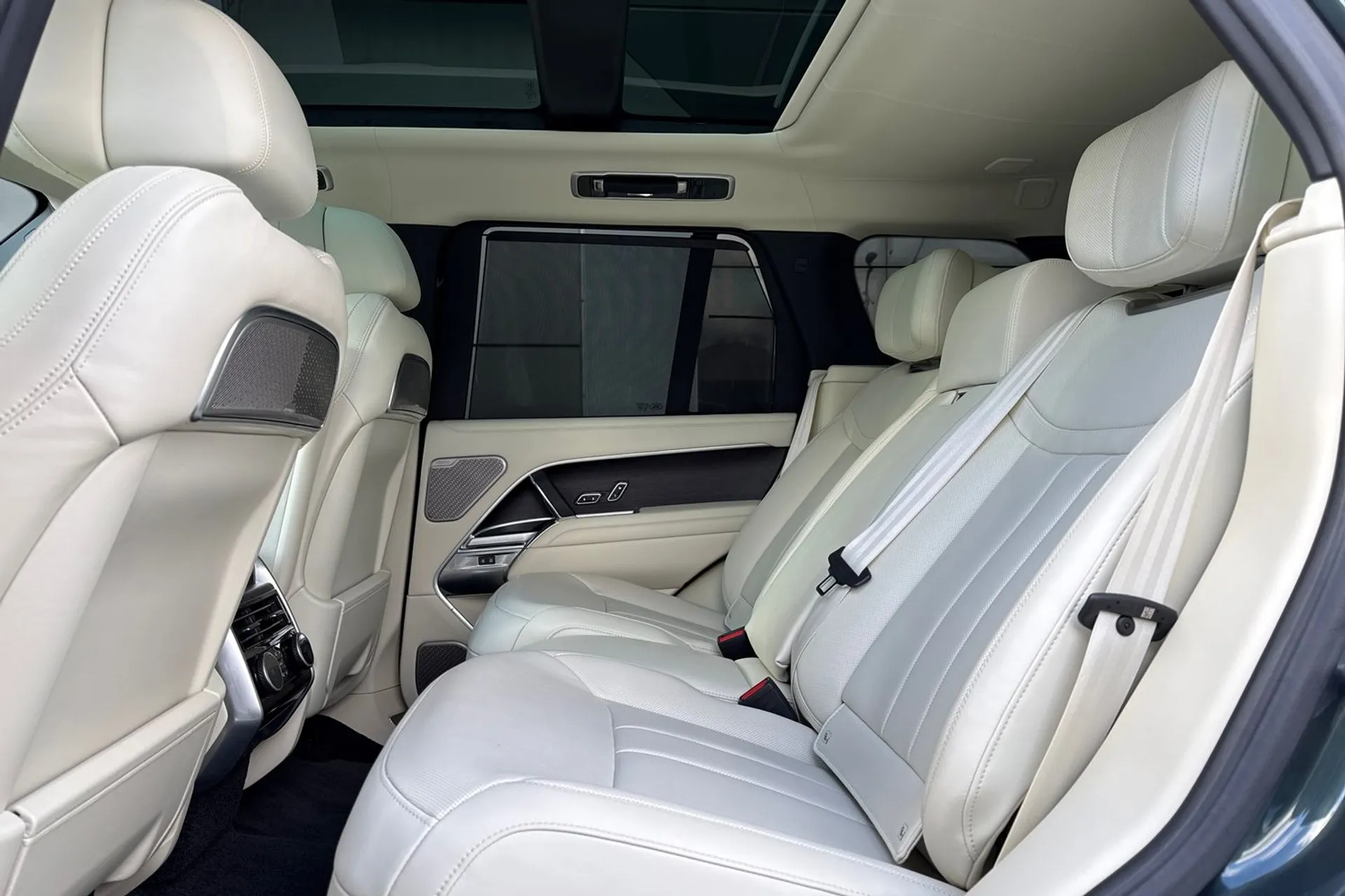 LAND ROVER RANGE ROVER thumbnail image number 63