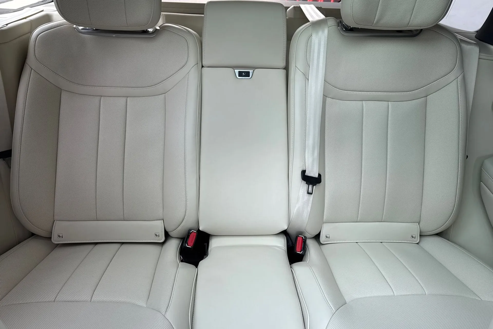 LAND ROVER RANGE ROVER thumbnail image number 54