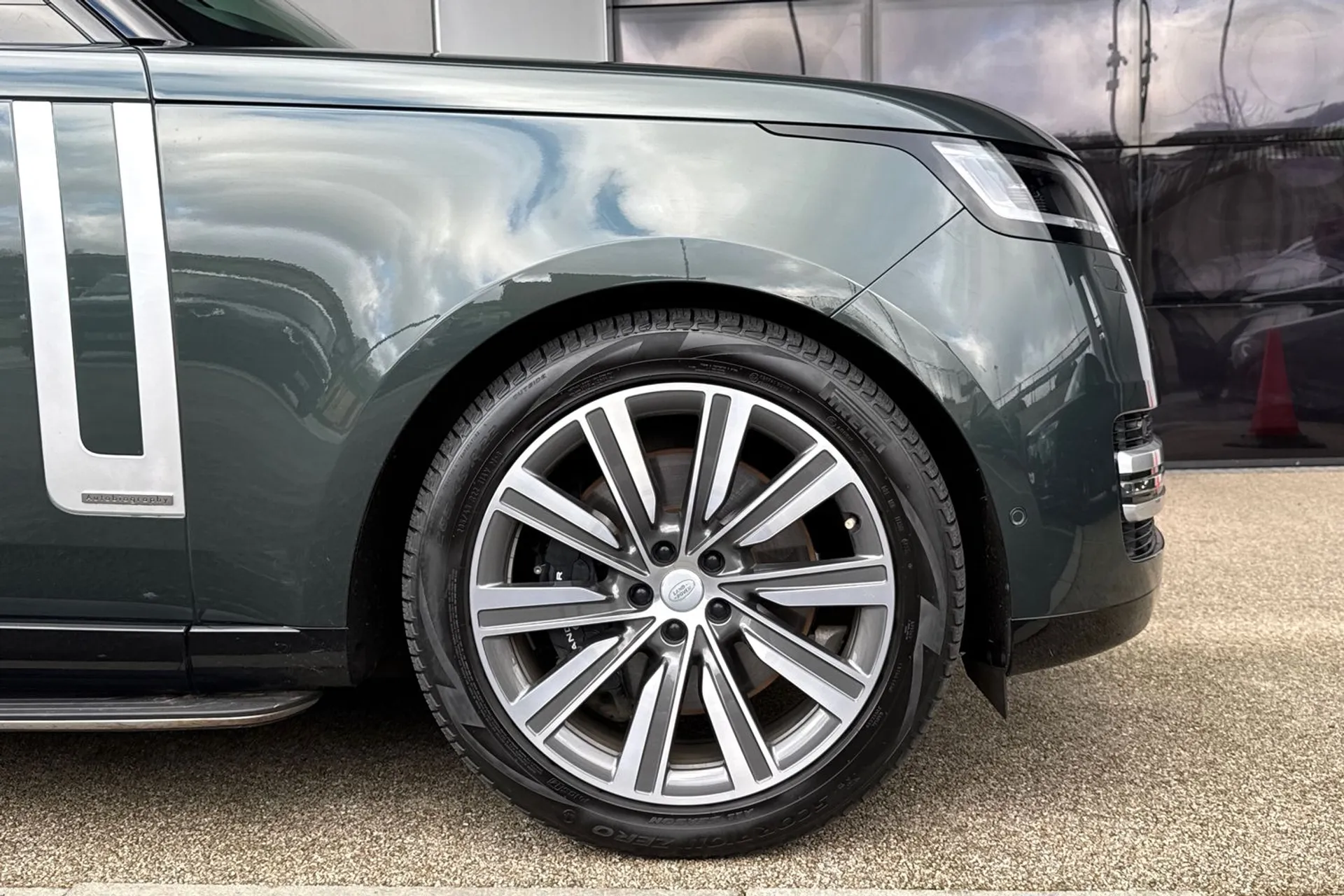 LAND ROVER RANGE ROVER thumbnail image number 26