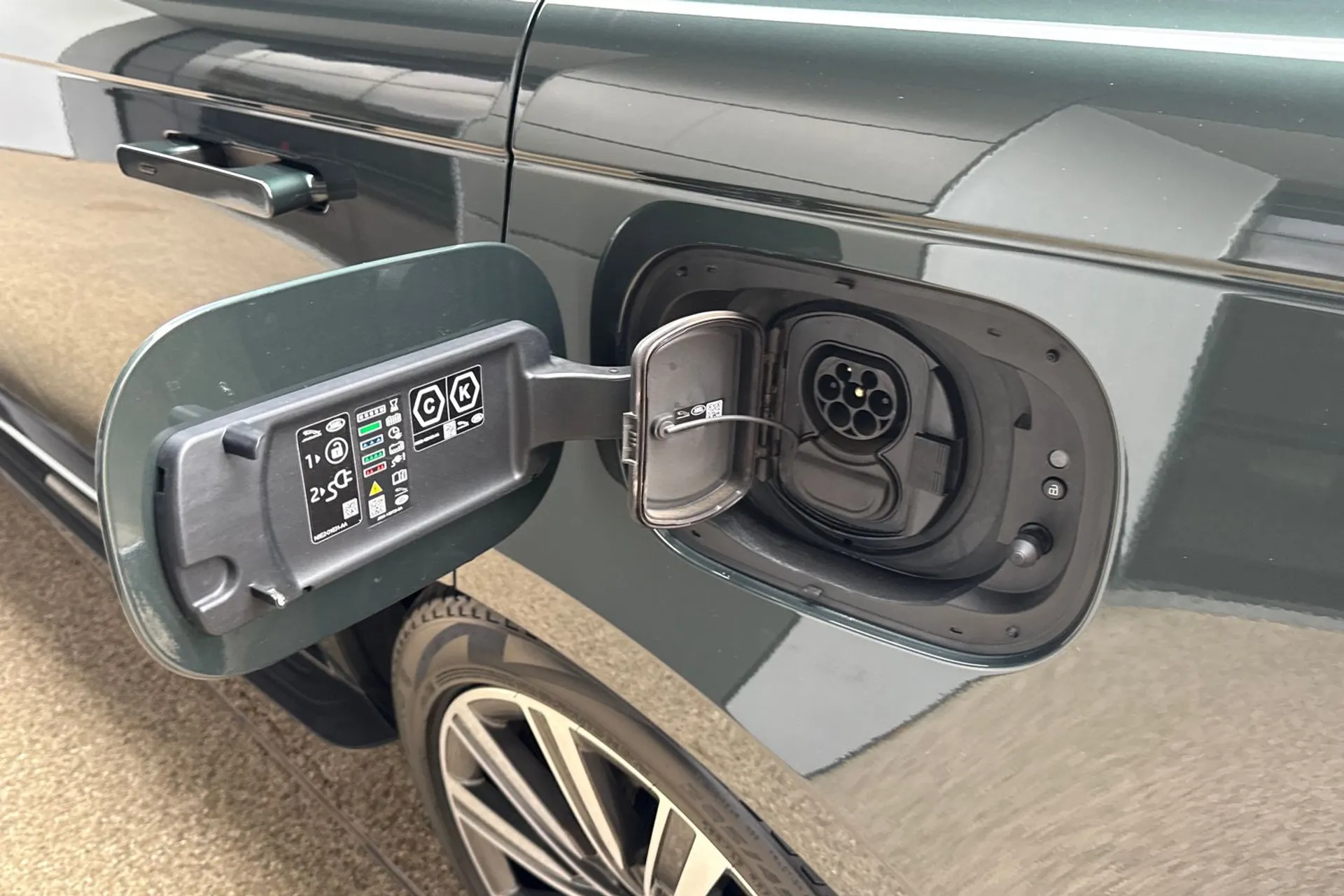 LAND ROVER RANGE ROVER thumbnail image number 47