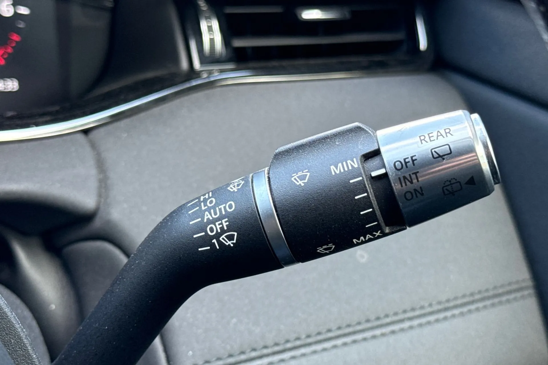 LAND ROVER RANGE ROVER EVOQUE thumbnail image number 52