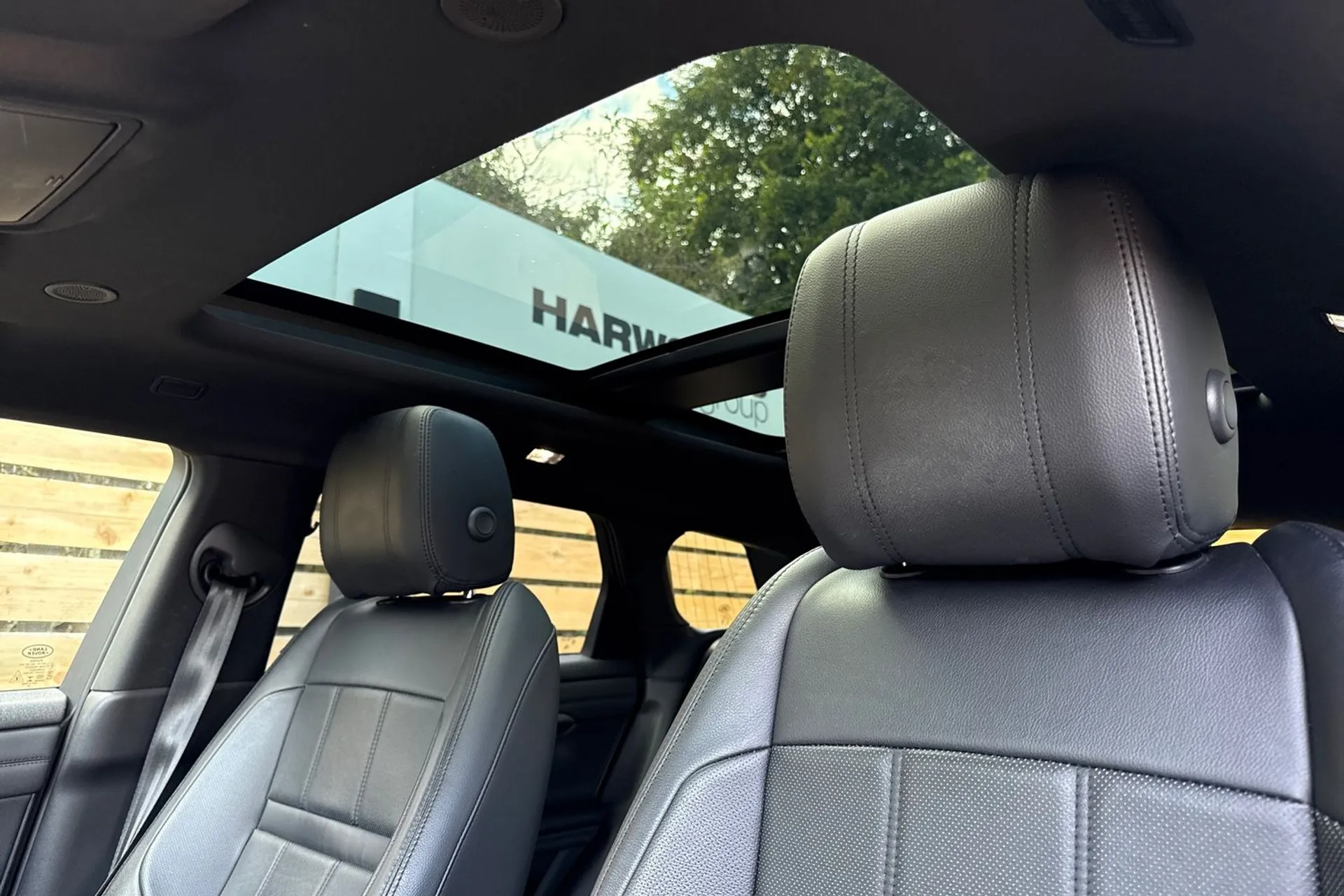 LAND ROVER RANGE ROVER EVOQUE thumbnail image number 31