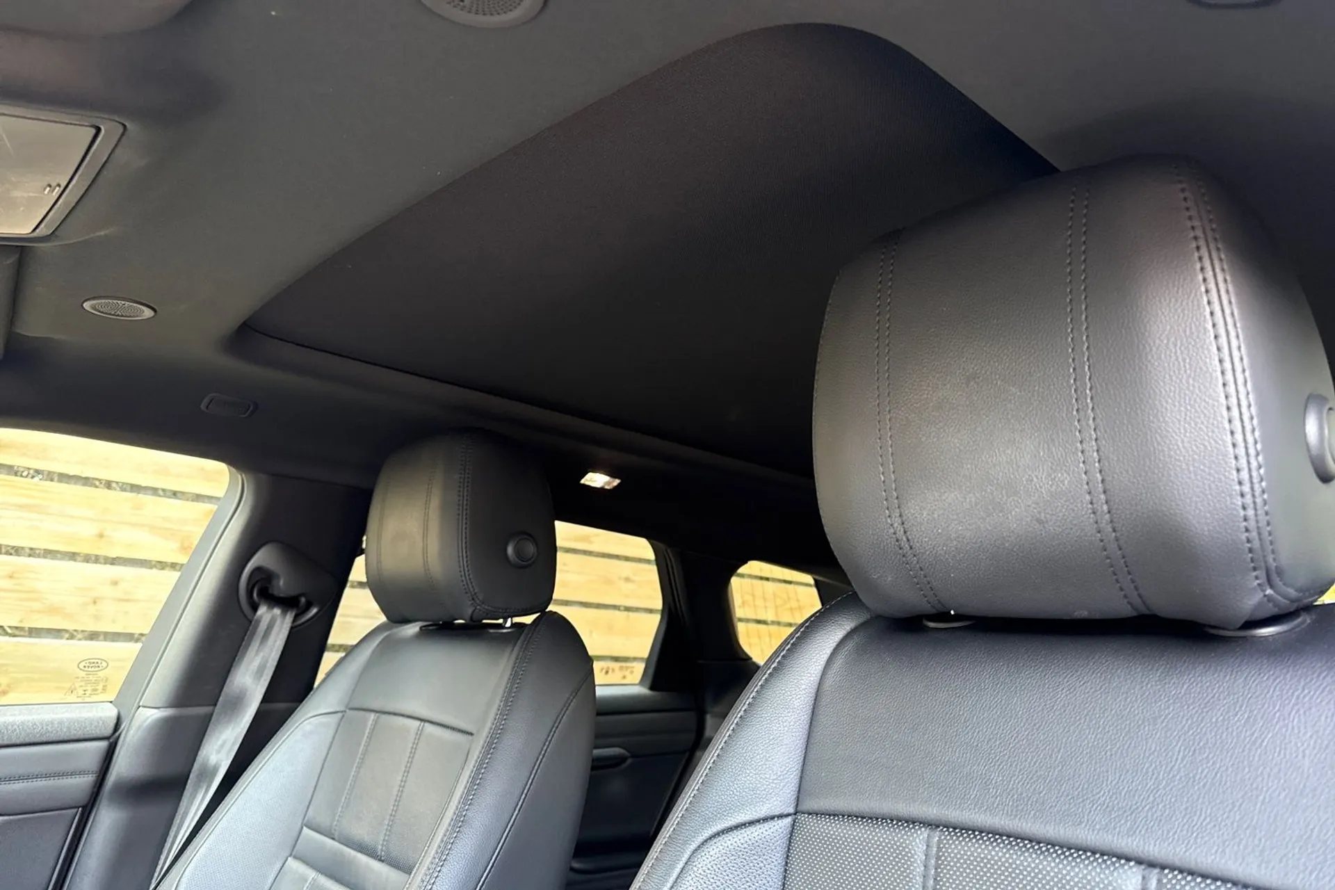 LAND ROVER RANGE ROVER EVOQUE thumbnail image number 32