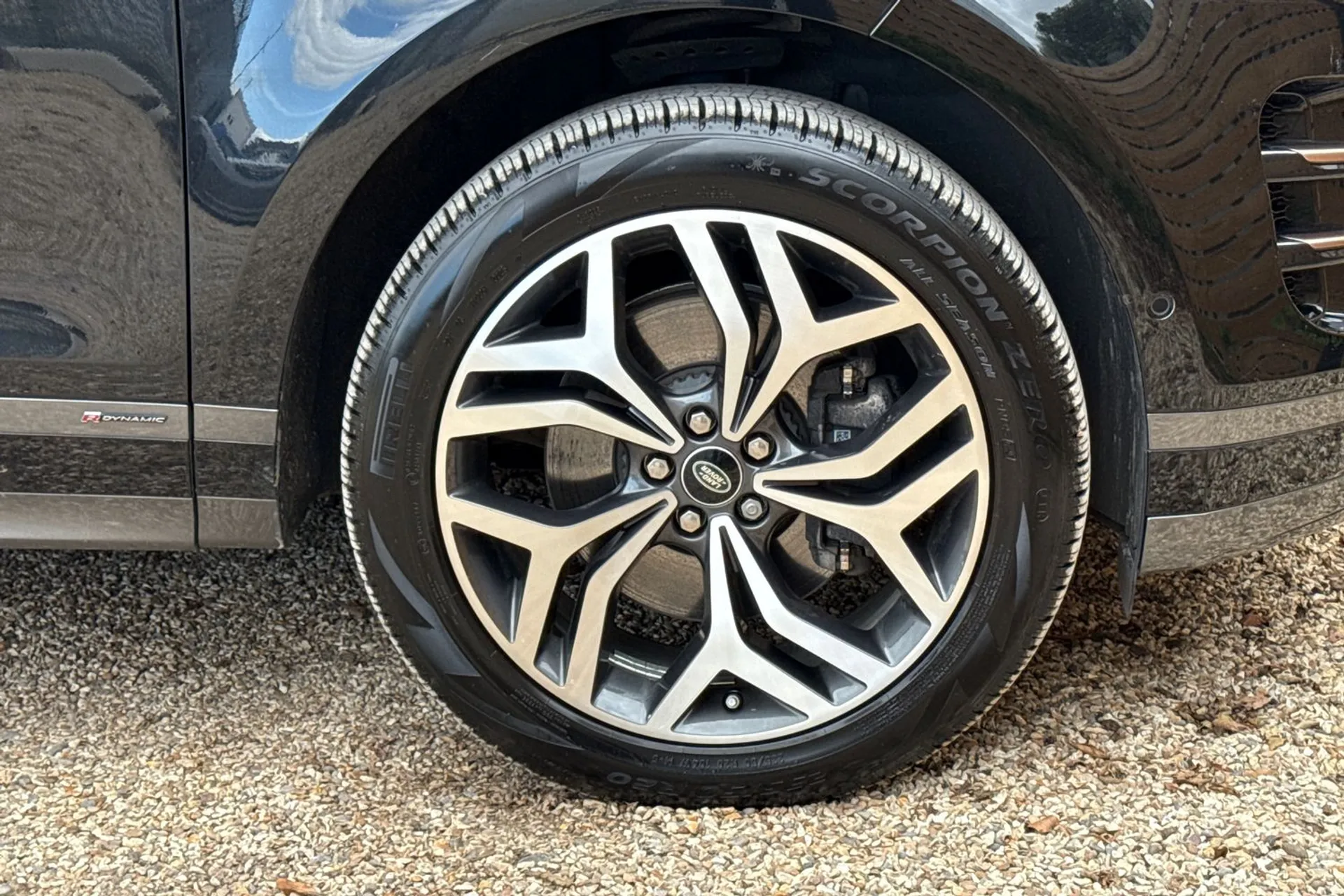 LAND ROVER RANGE ROVER EVOQUE thumbnail image number 14