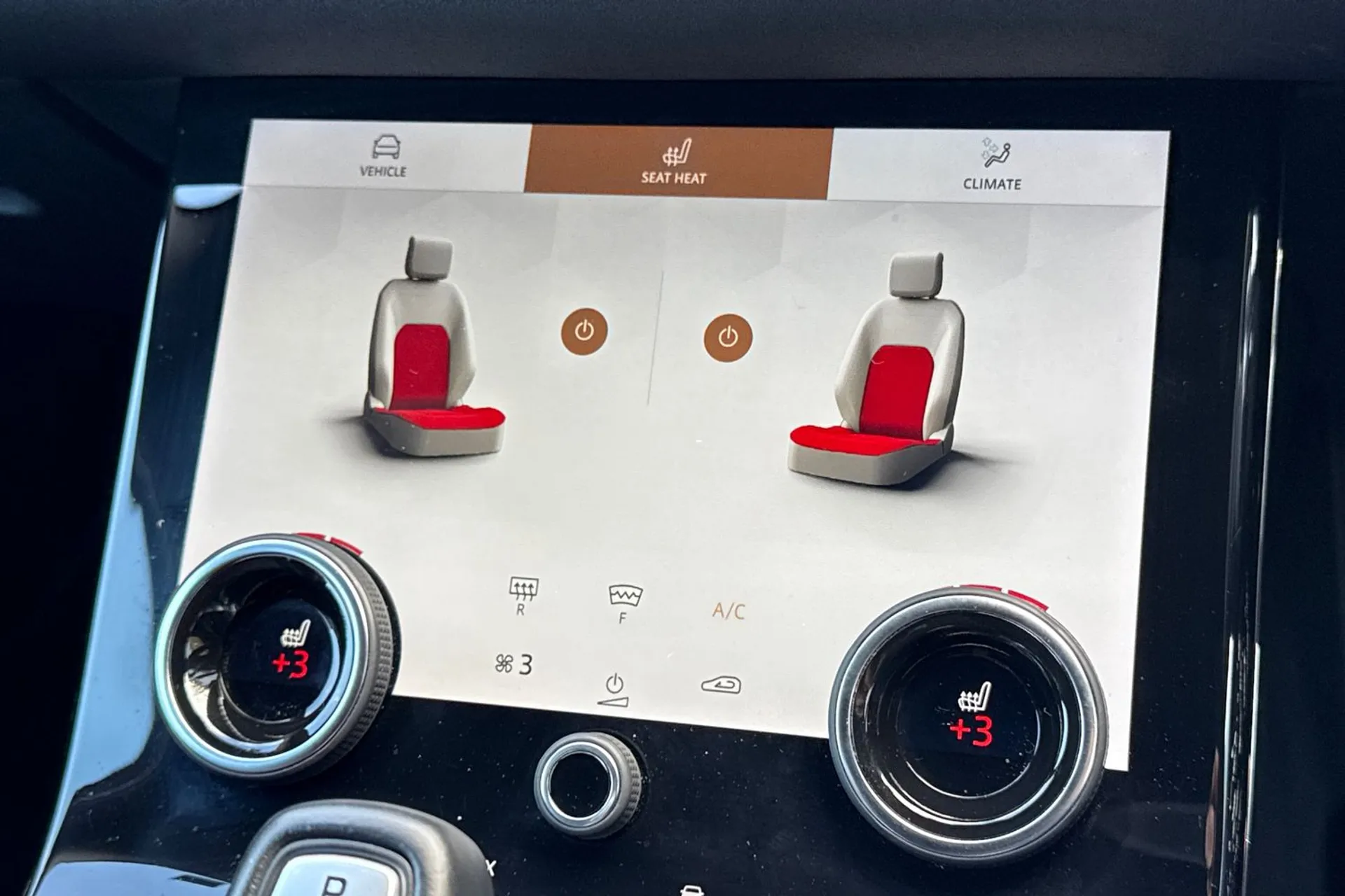 LAND ROVER RANGE ROVER EVOQUE thumbnail image number 46