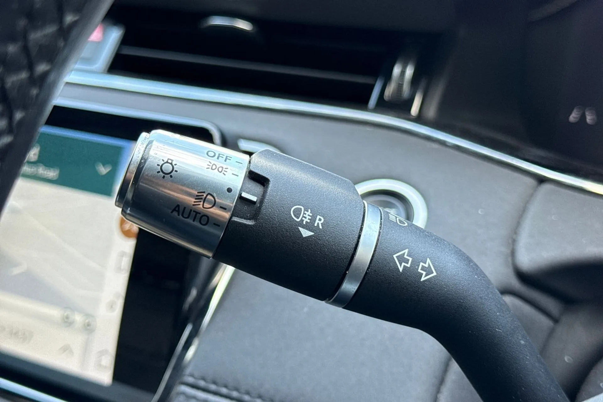 LAND ROVER RANGE ROVER EVOQUE thumbnail image number 51