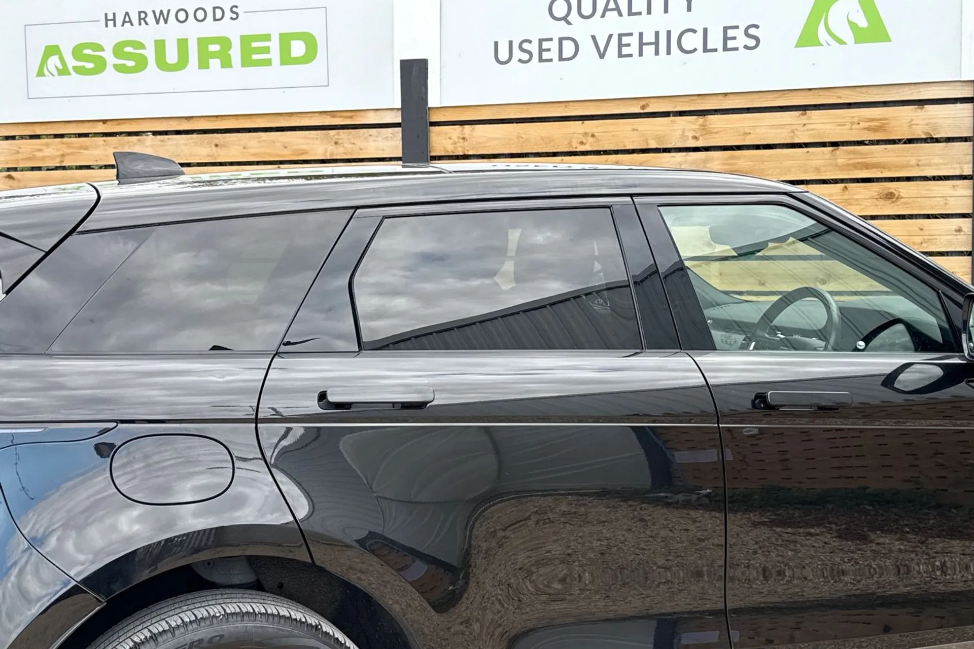 LAND ROVER RANGE ROVER EVOQUE thumbnail image number 15