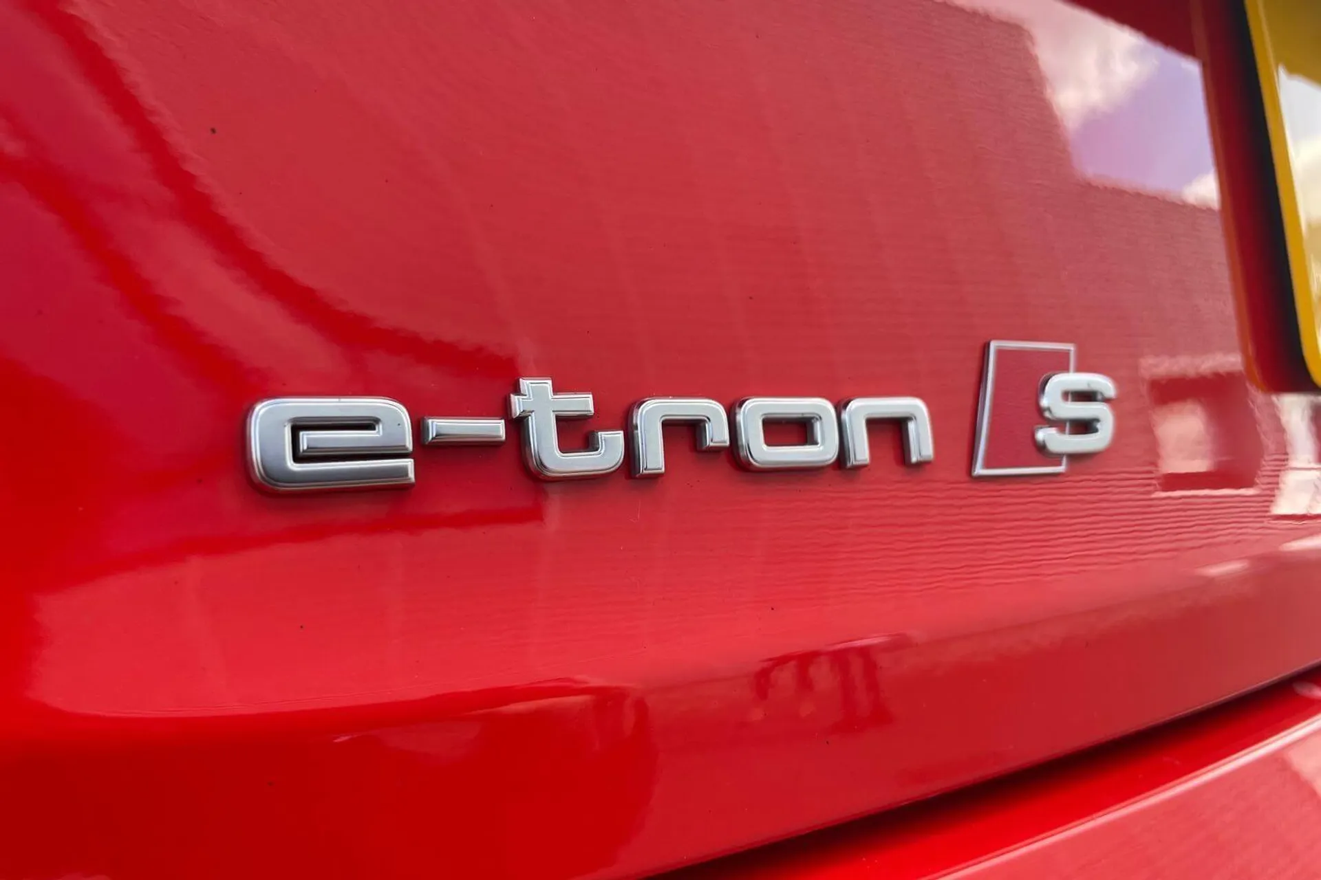 Audi e-tron thumbnail image number 55