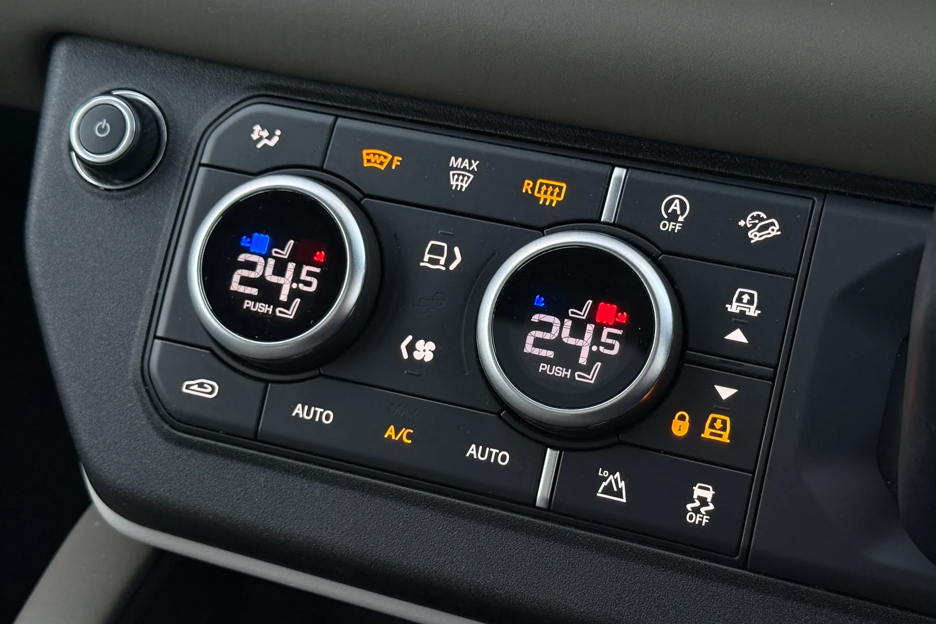 LAND ROVER DEFENDER thumbnail image number 33