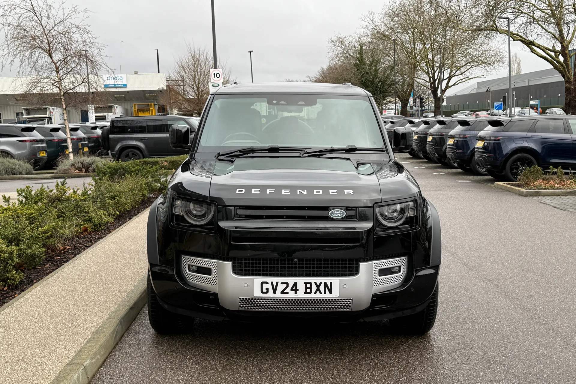 LAND ROVER DEFENDER thumbnail image number 21