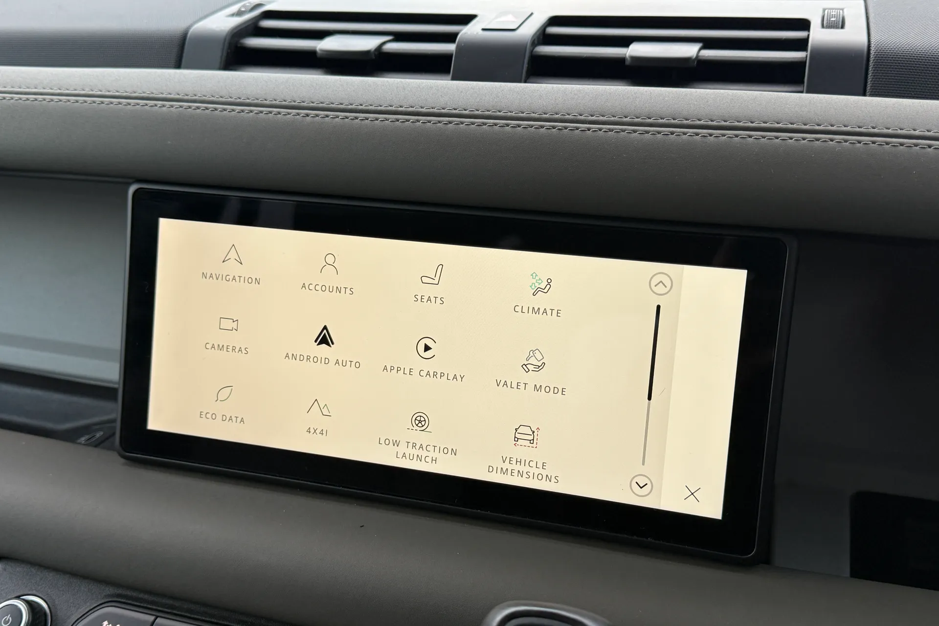 LAND ROVER DEFENDER thumbnail image number 35