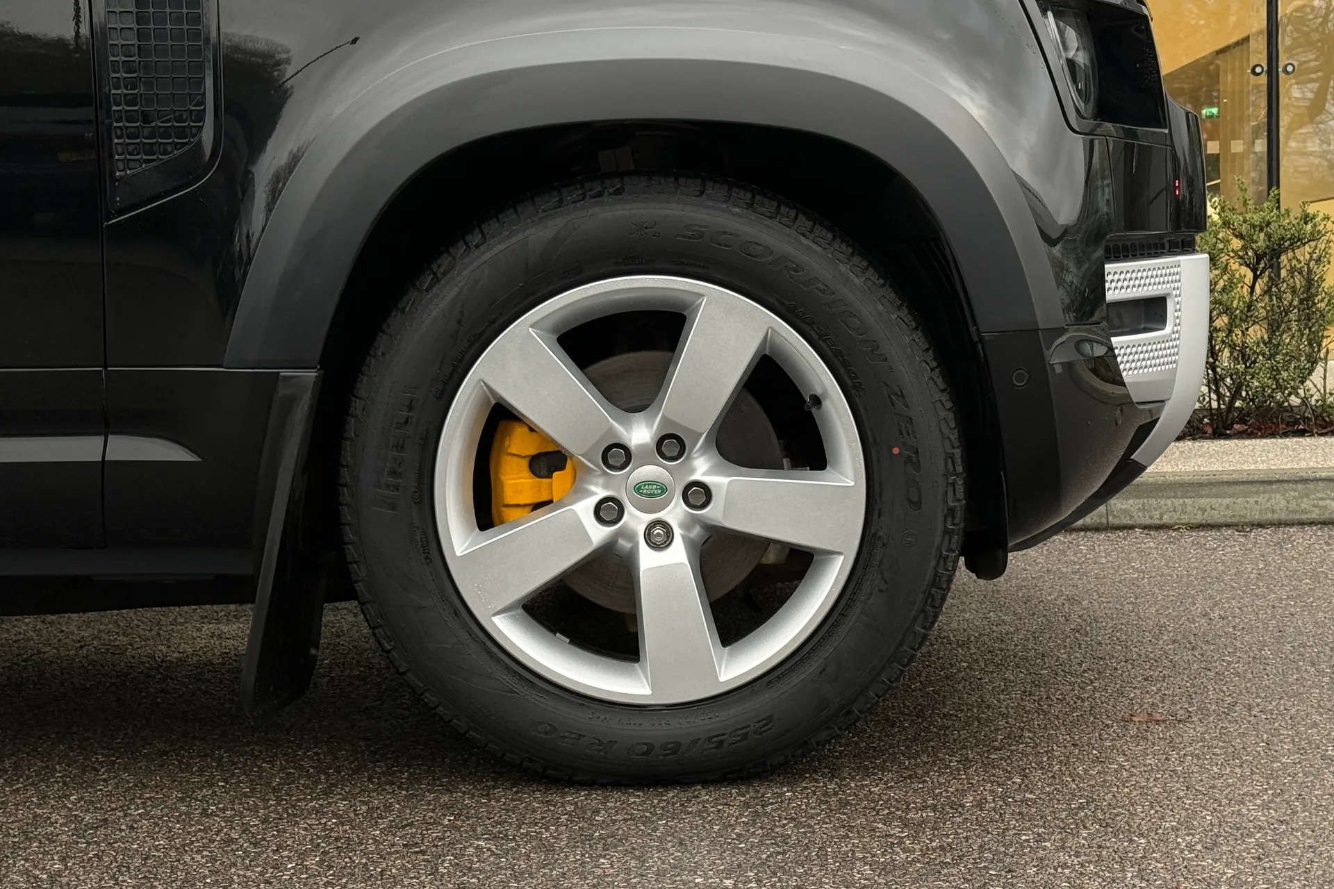 LAND ROVER DEFENDER thumbnail image number 22