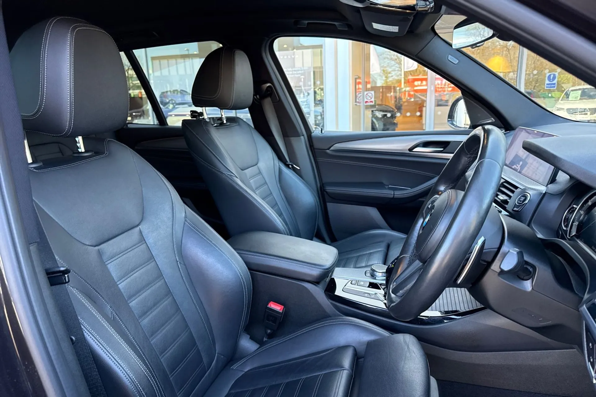 BMW X3 thumbnail image number 25