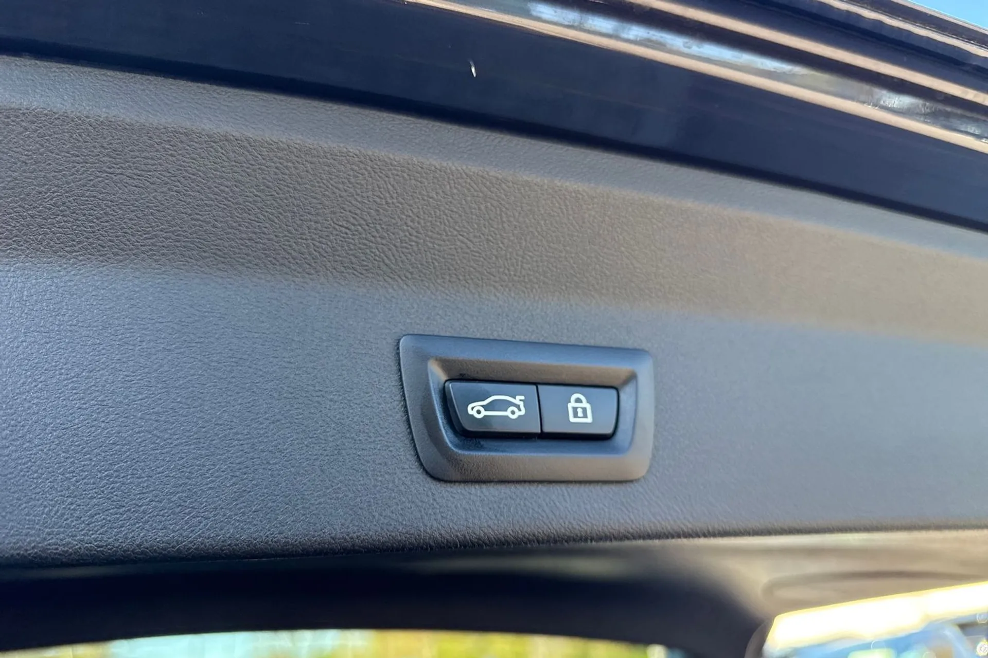 BMW X3 thumbnail image number 19